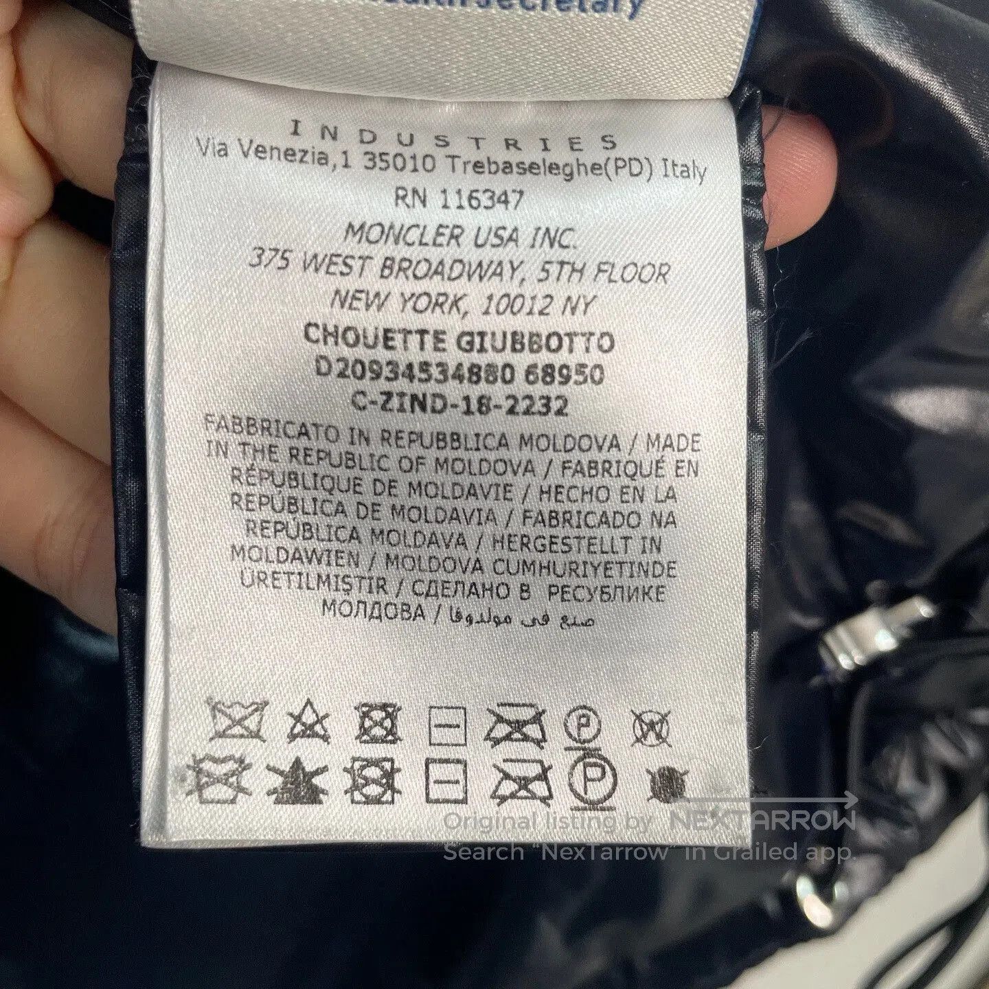 Moncler black shiny logo puffer jacket. Size US M / EU 48-50 / 2 - 4 Thumbnail