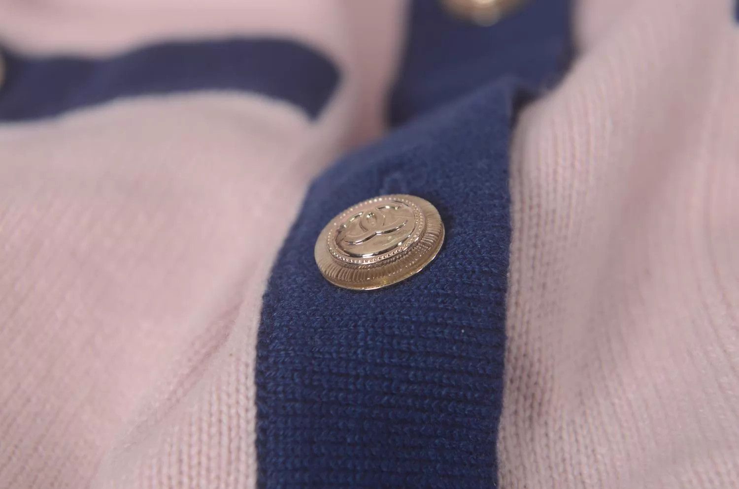 Chanel Chanel classic cardigan Size XS / US 0-2 / IT 36-38 - 4 Thumbnail
