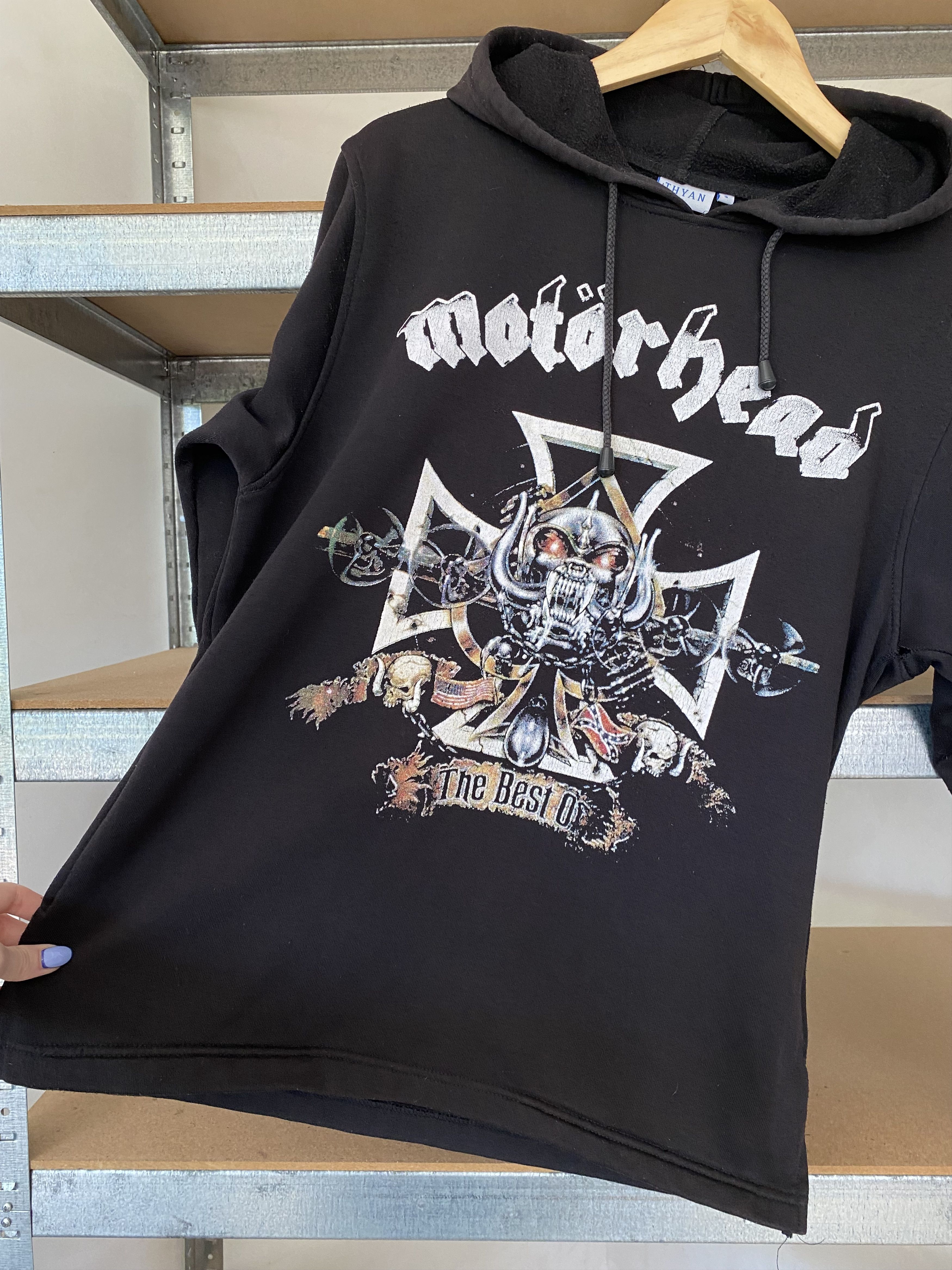 Band Tees Motorhead Vintage 2000s Rock Band Hoodie Size US S / EU 44-46 / 1 - 10 Thumbnail