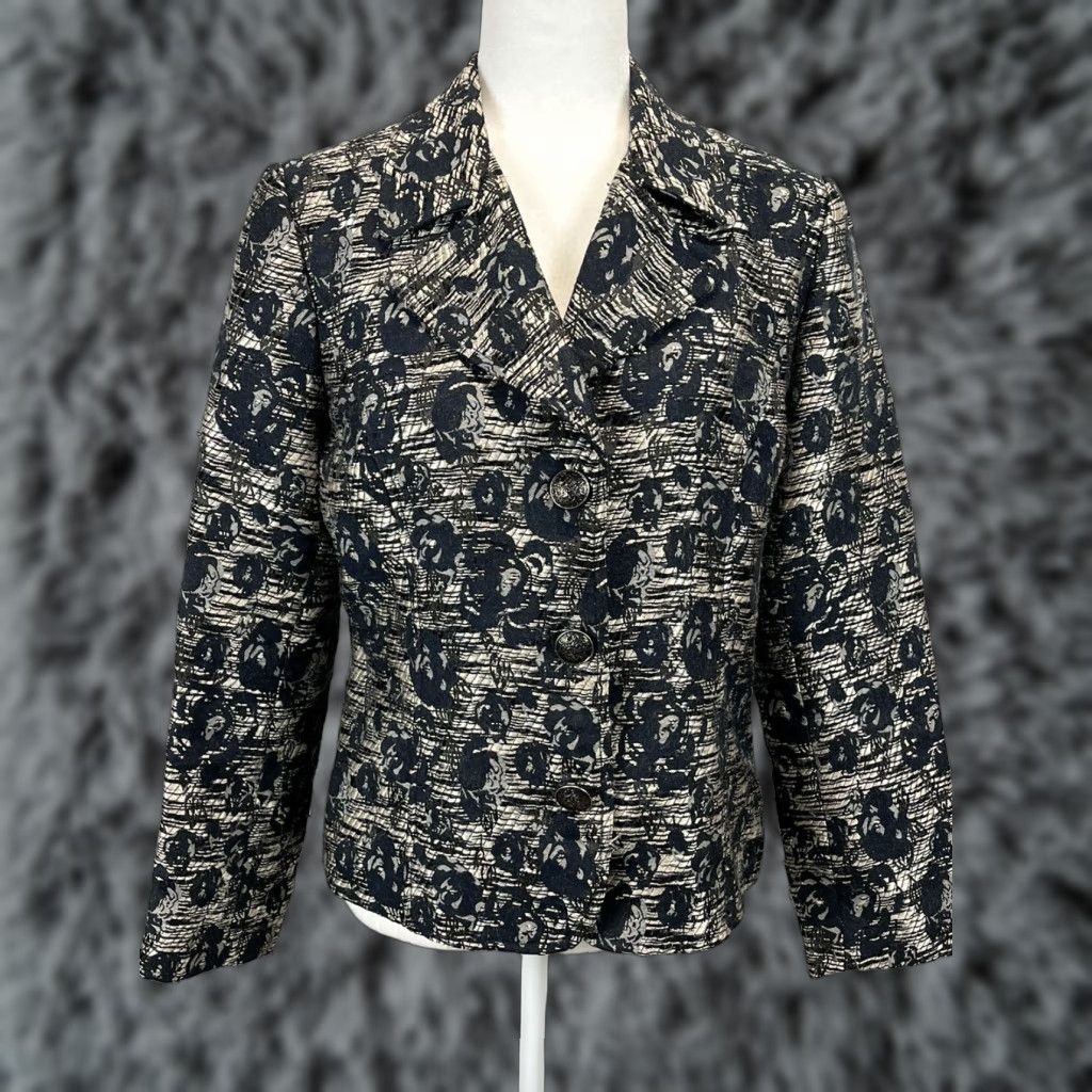 Vintage Chicos Blazer Women Sz 1 M Black & Silver Floral Textured Blazer Jacket Satin/Polyester Button Sleeve Long Casual Business Party/Cocktail Womens Size M / US 6-8 / IT 42-44 - 1 Thumbnail