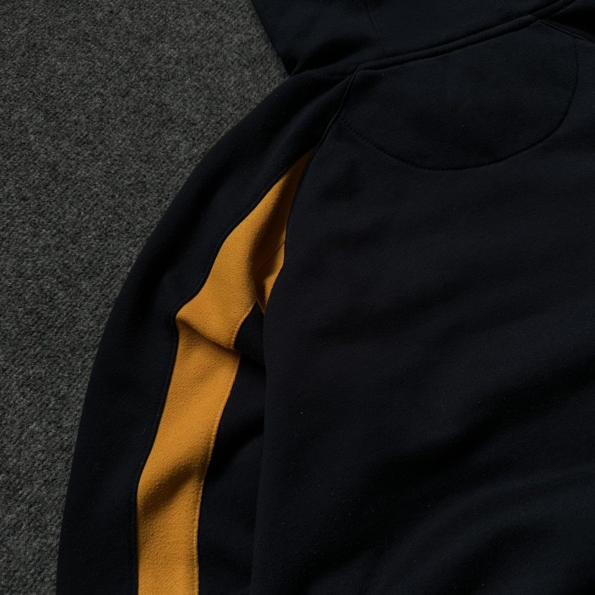 Genetic Manipulation Shinichiro Kuriya VTG Japanese Style Kukri Sherborne Qatar Hoodie Size M Y2K Size US M / EU 48-50 / 2 - 17 Thumbnail