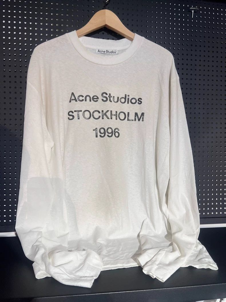 Acne Studios Acne Studios A white long-sleeved top with an aged letter Size US L / EU 52-54 / 3 - 1 Thumbnail