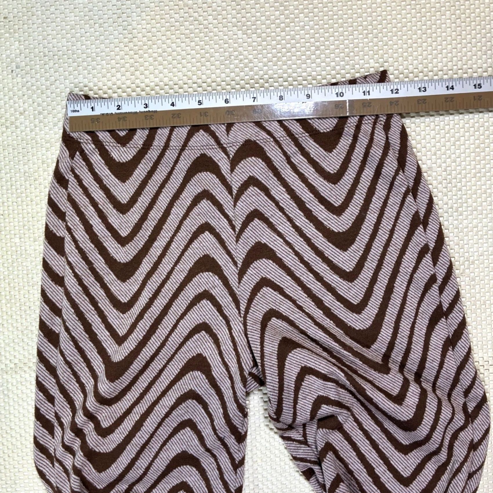 Urban Outfitters EUC Urban Outfitters Brown White Retro Print Wide Leg Flare Pants Women's S Size 28" / US 6 / IT 42 - 5 Thumbnail