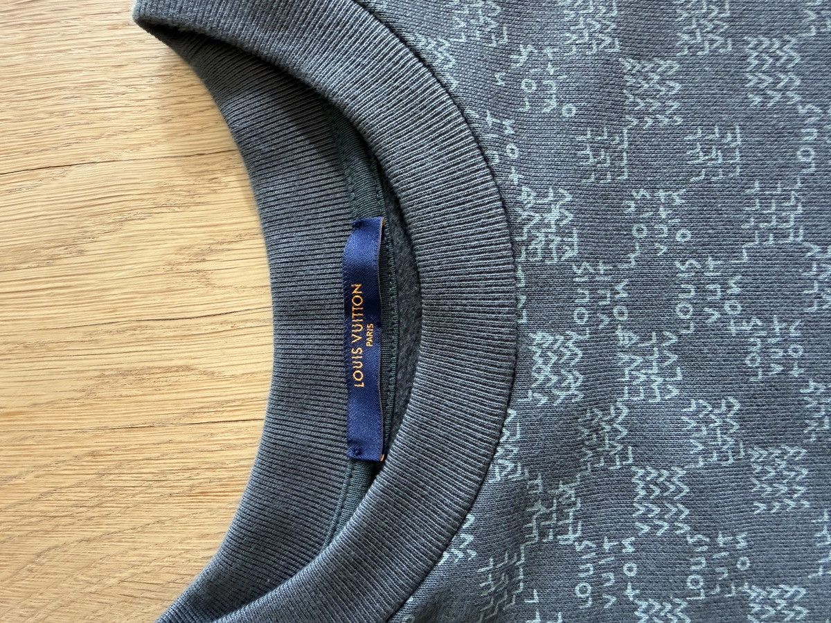 Louis Vuitton Gray LV Damier rare style (XL) Size US XL / EU 56 / 4 - 5 Thumbnail