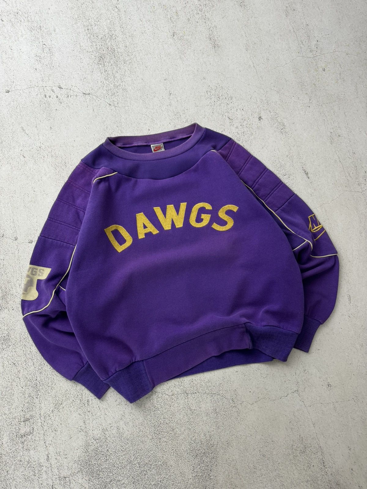 Vintage Nike Vintage Dawgs Washington Sweatshirt Size US M / EU 48-50 / 2 - 3 Thumbnail