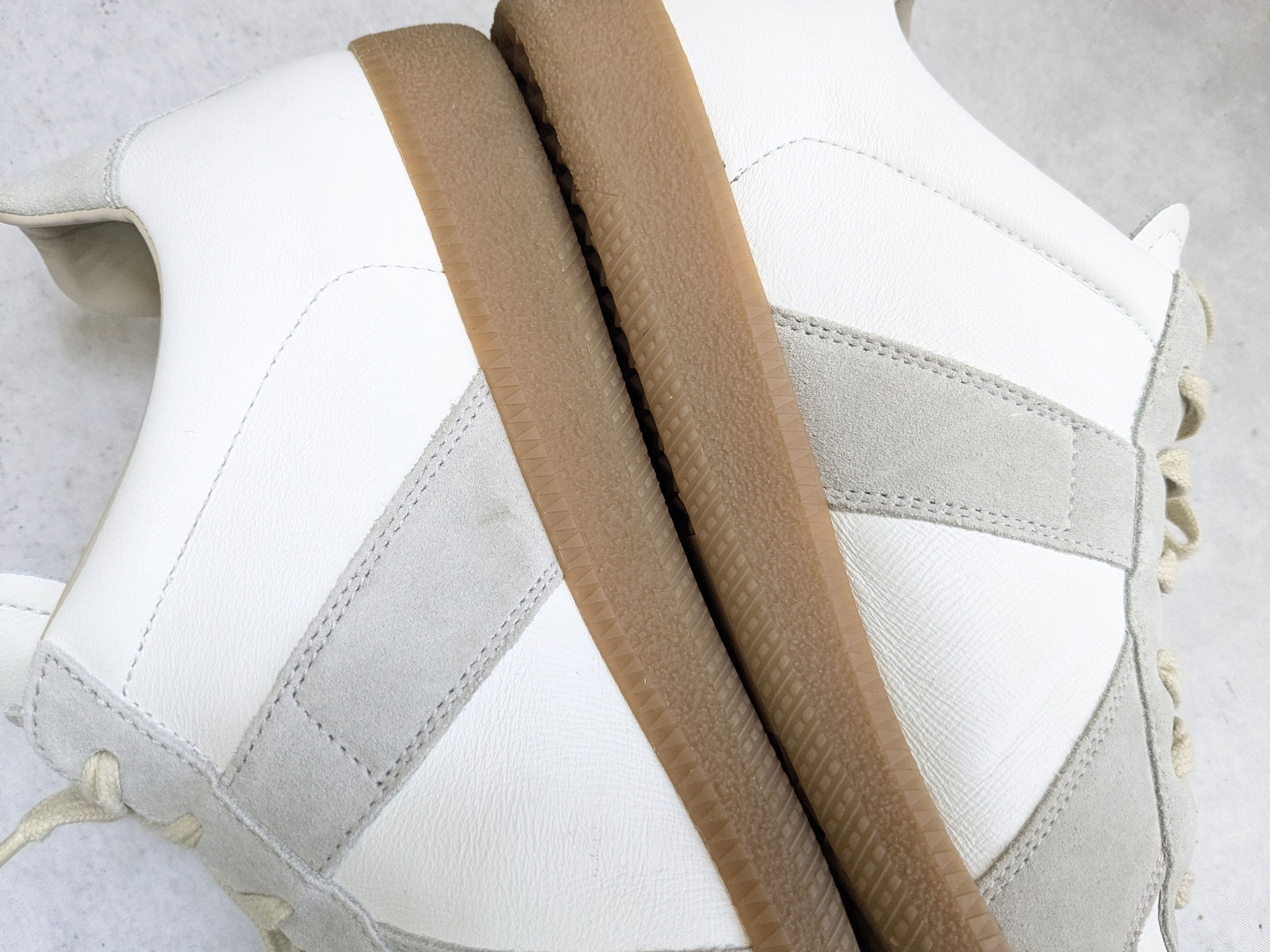Maison Margiela Maison Margiela Replica GAT White Gray 11 44 Low Tops Size US 11 / EU 44 - 16 Thumbnail