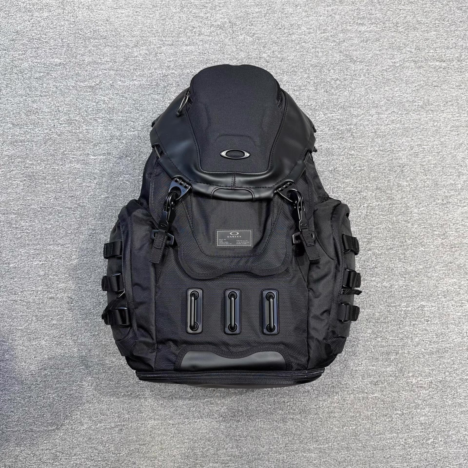 Oakley OAKLEY Backpack Q5 Size 34 - 1 Thumbnail