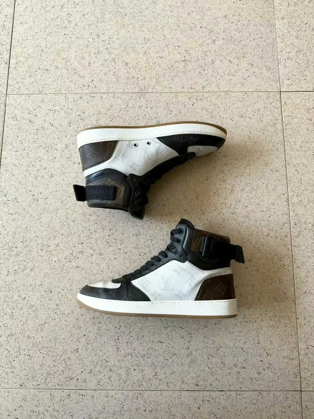 Louis Vuitton lv rivoli black and white high-top sneakers. Size US 7 / EU 40 - 3 Thumbnail