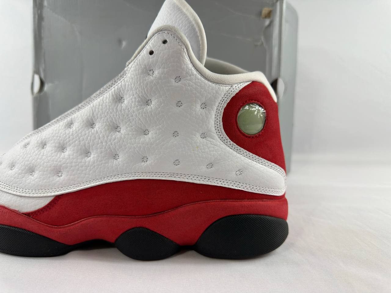 Nike Nike Air Jordan 13 Retro 'Chicago' 2017 414571-122 Size US 12 / EU 45 - 7 Thumbnail