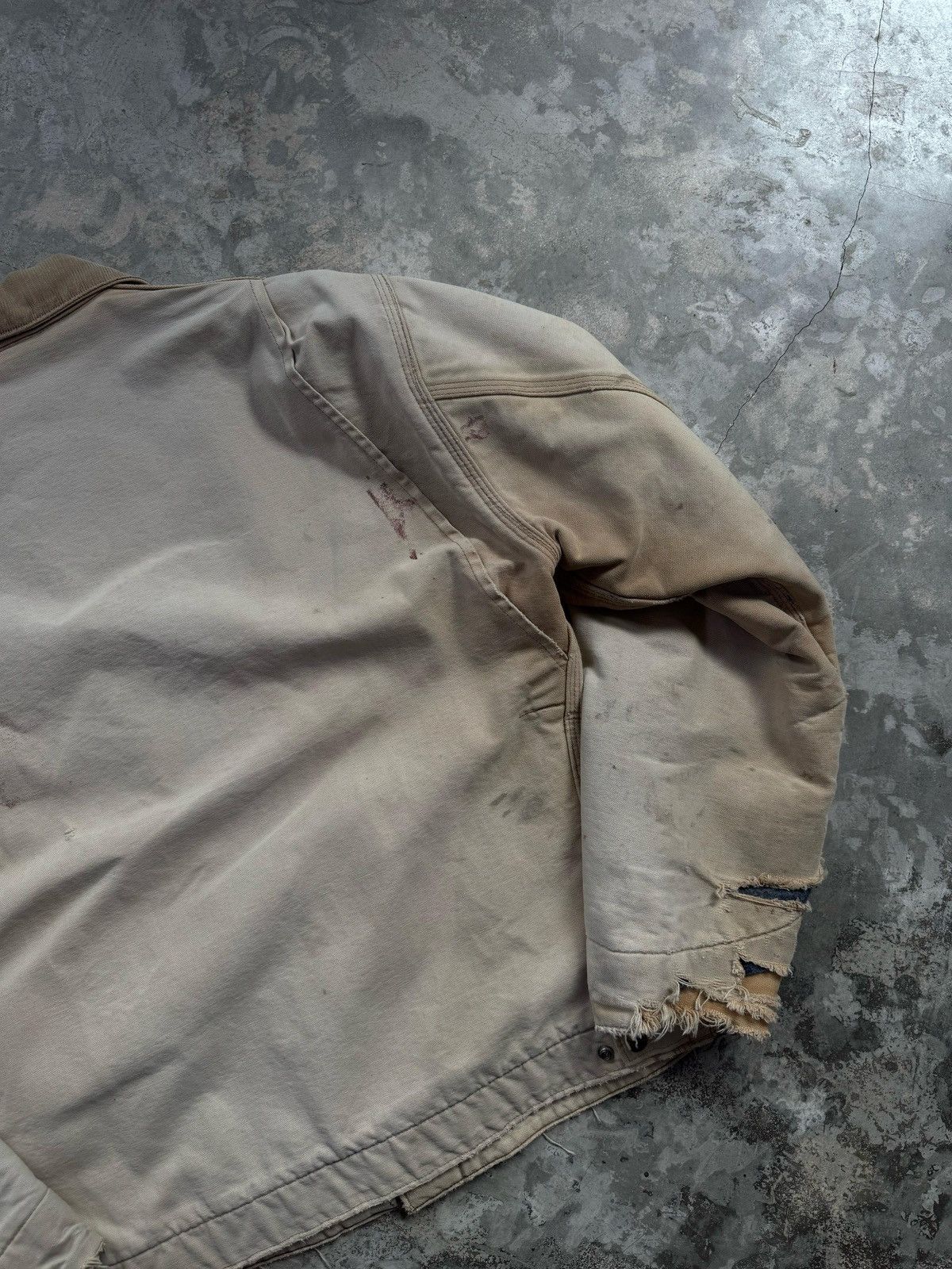 Carhartt × Vintage Vintage 80s Beige Carhartt Detroit Jacket Size US L / EU 52-54 / 3 - 7 Thumbnail