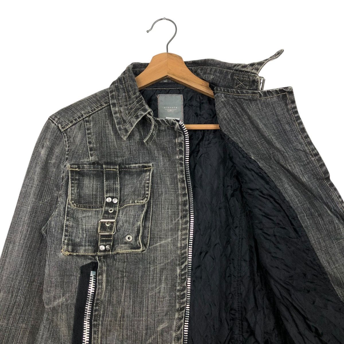 Japanese Brand 🔥VINTAGE CROPPED DENIM BIKER JACKET BISCOTE ISSEY MIYAKE Size US XS / EU 42 / 0 - 15 Thumbnail