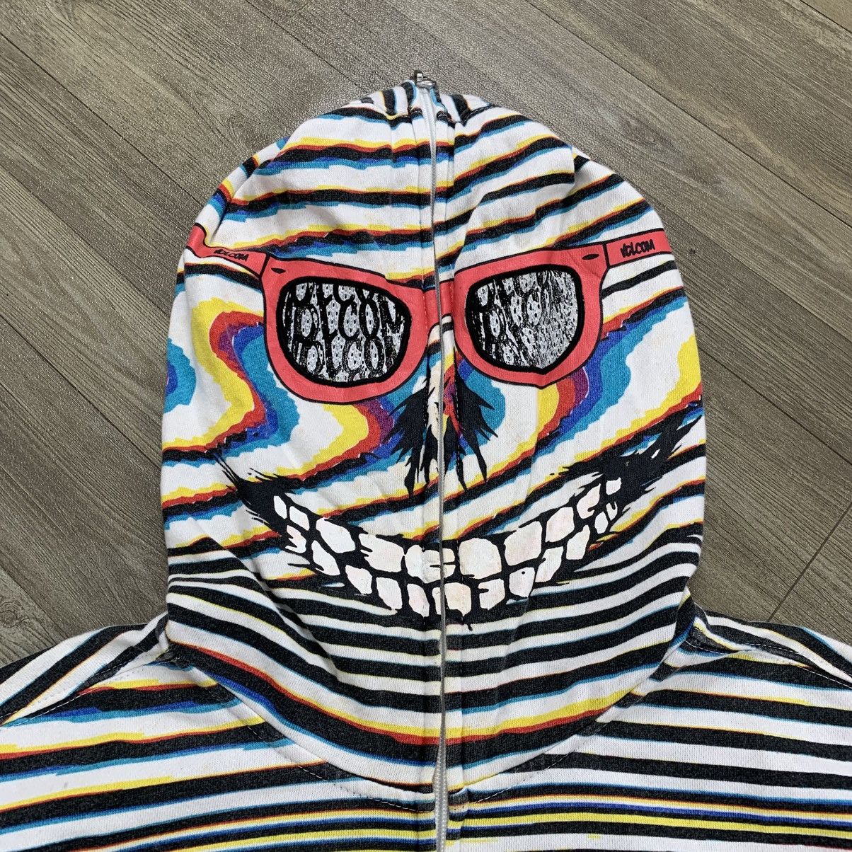Volcom 2000’s Volcom Genuine Rainbow Stripe Monster Fullzip Hoodie Size US M / EU 48-50 / 2 - 4 Thumbnail