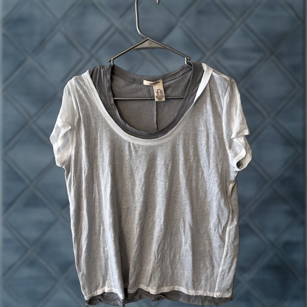 DKNY DKNY Jeans Shirt Women 2XL Gray/White Scoop Neck Short Sleeve Layered T-Shirt Womens Size XXL / US 16-18 / IT 52-54 - 1 Thumbnail