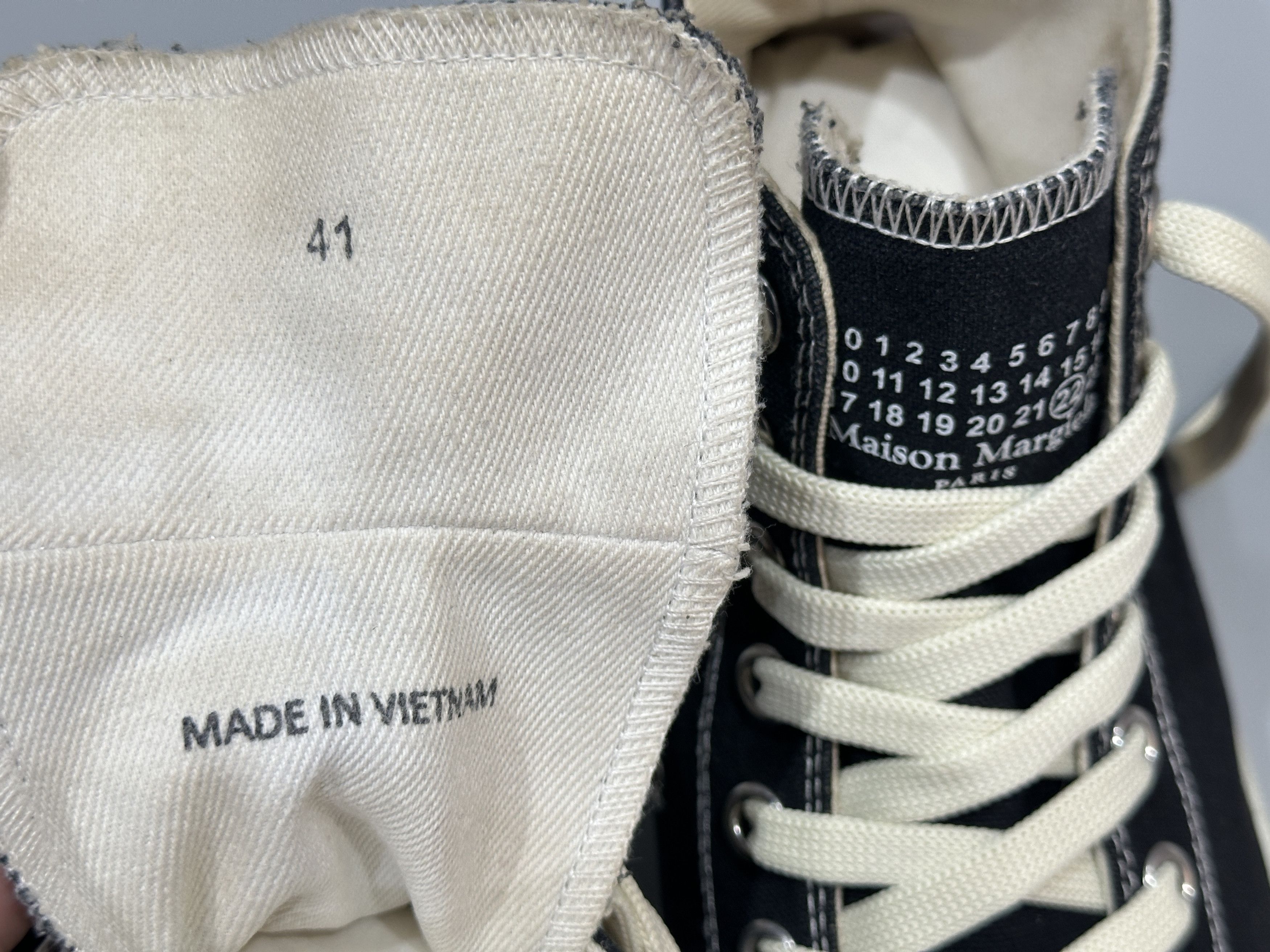 Maison Margiela Maison Margiela Tabi Sneakers Size US 8 / EU 41 - 9 Thumbnail