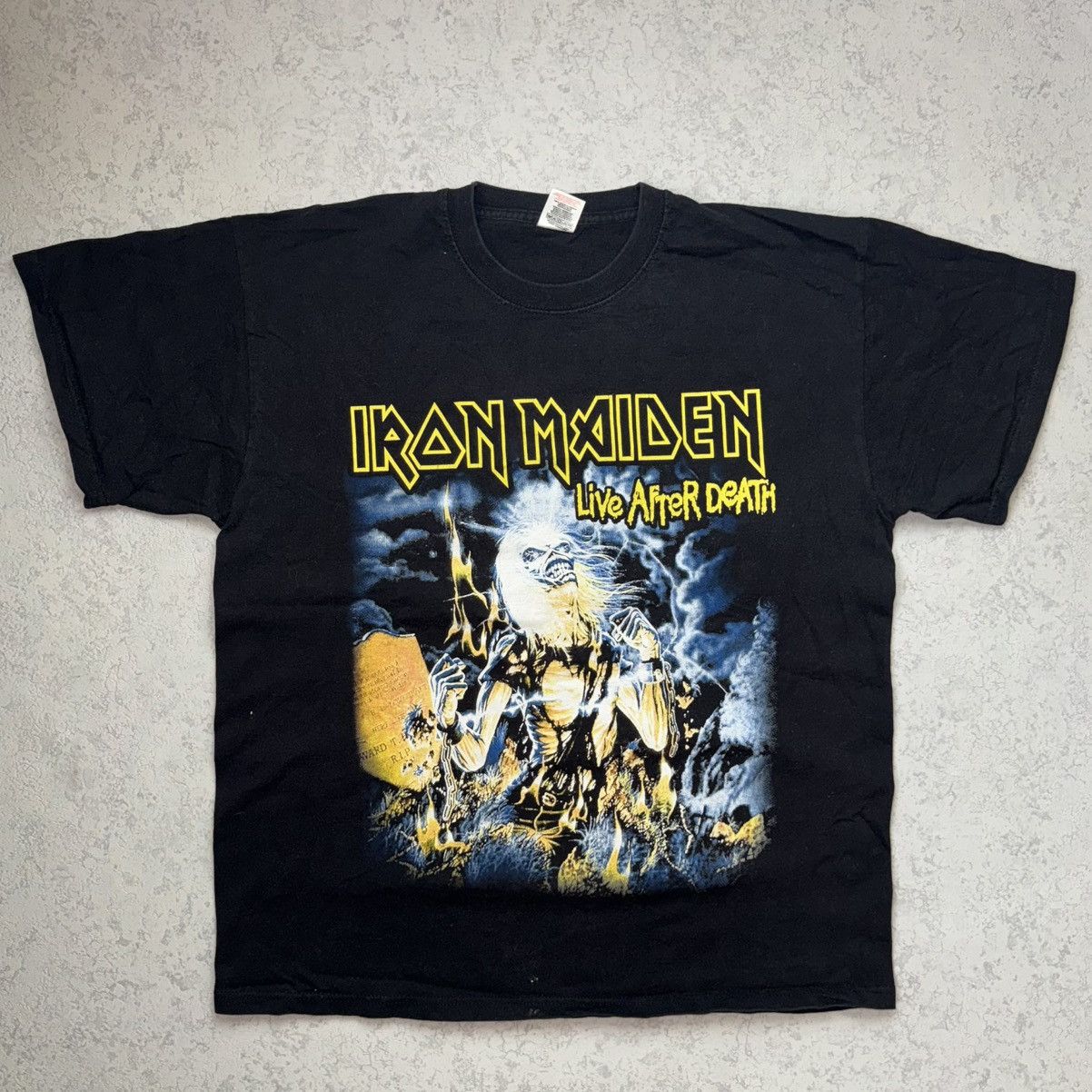 Band Tees Vintage Iron Maiden Live After Death Tee Size US XL / EU 56 / 4 - 1 Thumbnail