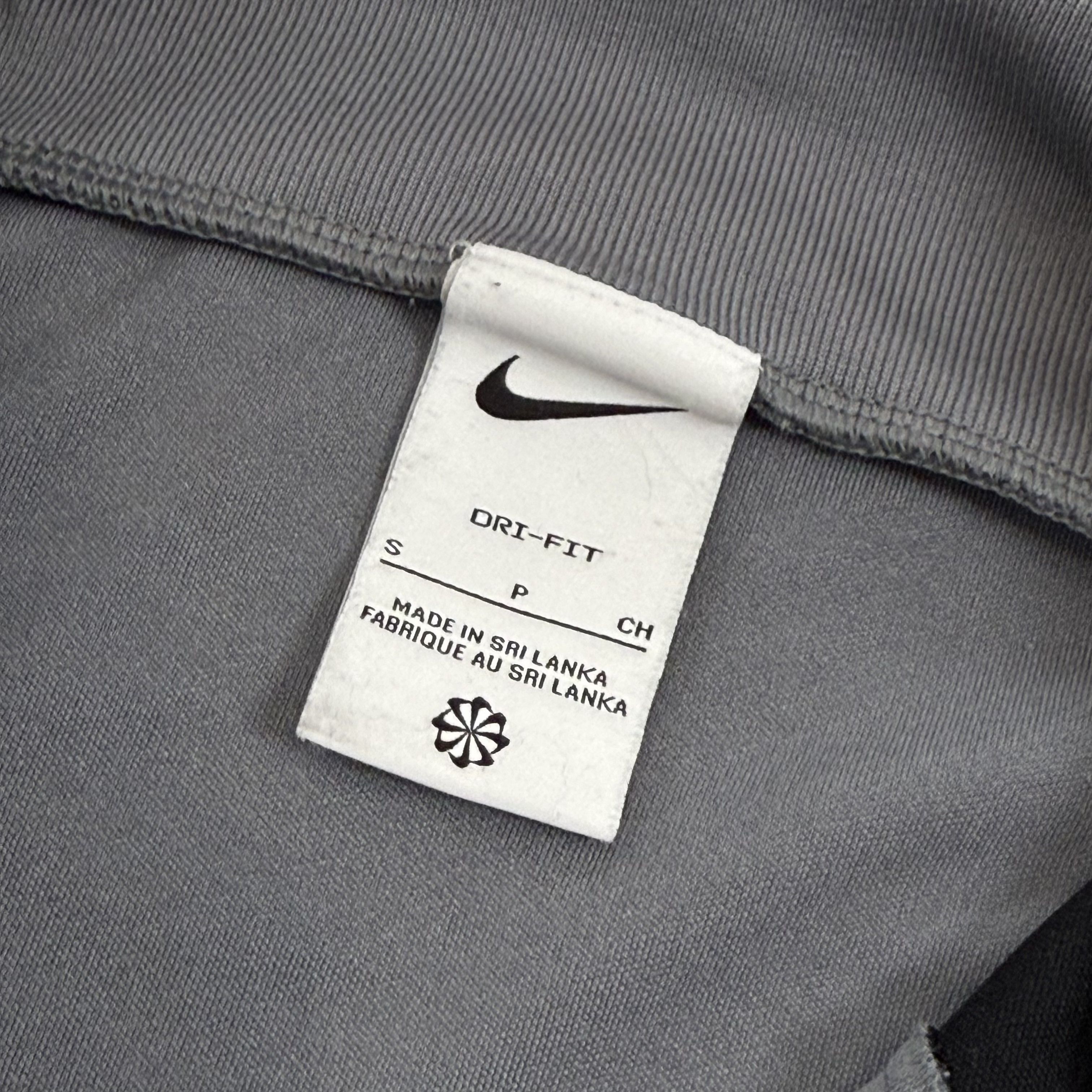 Nike Nike Dri-Fit Compression Long Sleeve Rashguard Tee Shirt Size US S / EU 44-46 / 1 - 10 Thumbnail