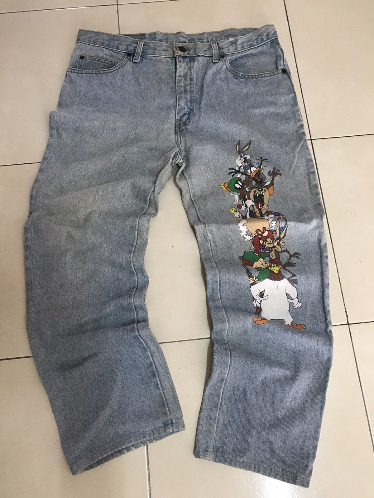 Vintage Looney Tunes embroidered jeans size store 8