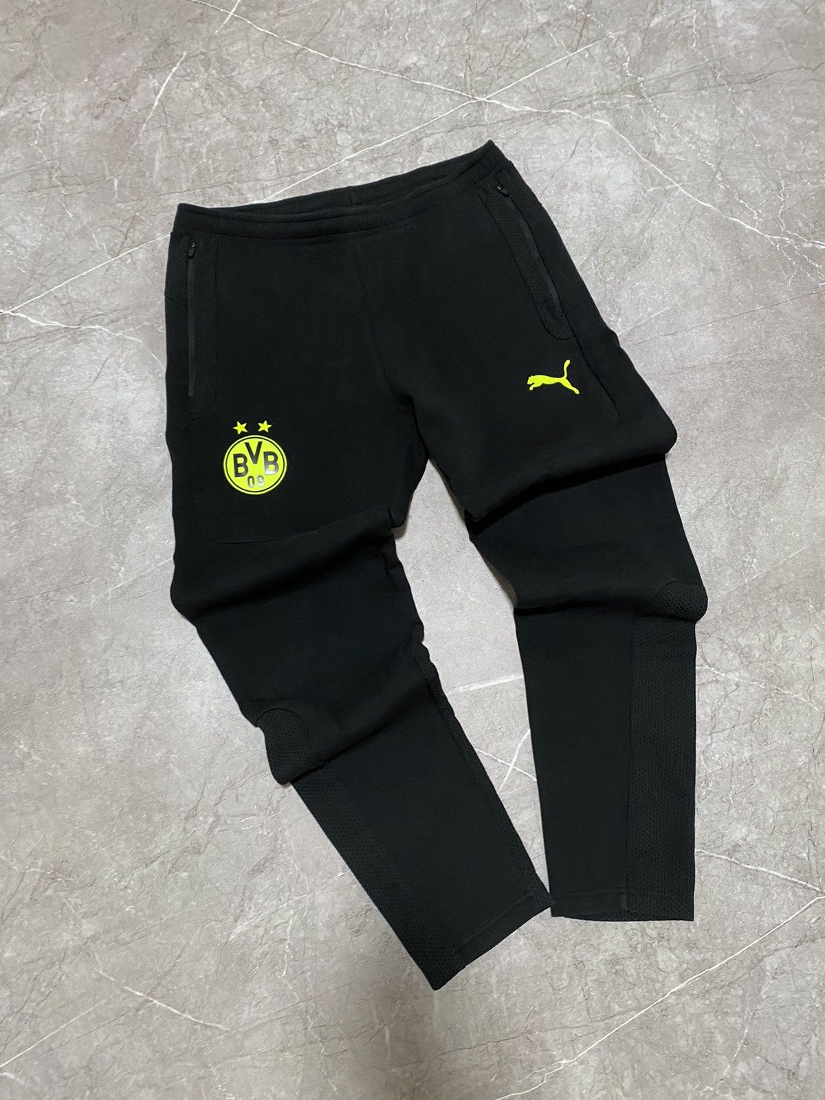 Puma Vintage Puma BVB Borussia Dortmund Soccer Football Pants Y2K Size US 33 - 1 Thumbnail