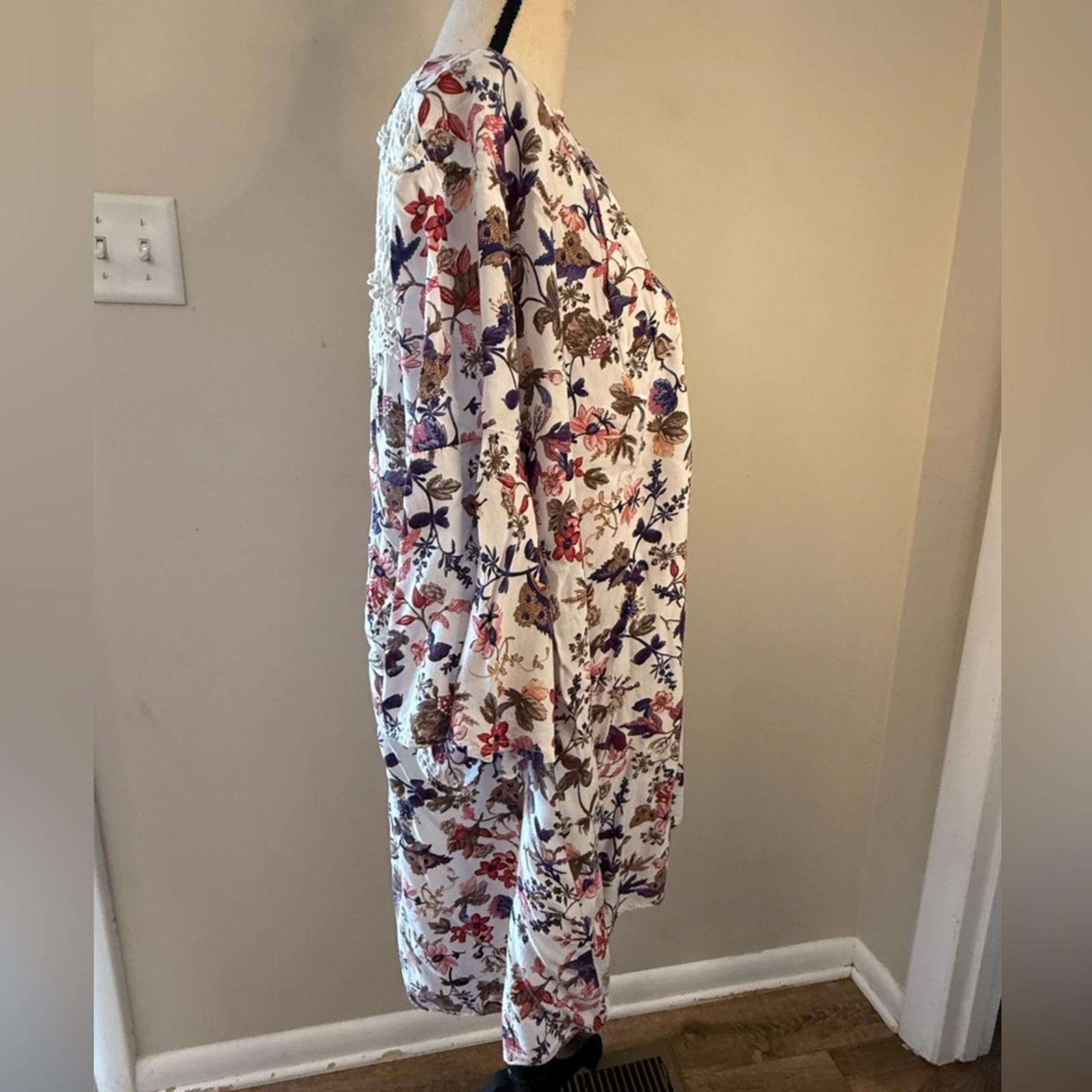 Other Umgee boho floral lace lagenlook top SZ M Size M / US 6-8 / IT 42-44 - 2 Thumbnail