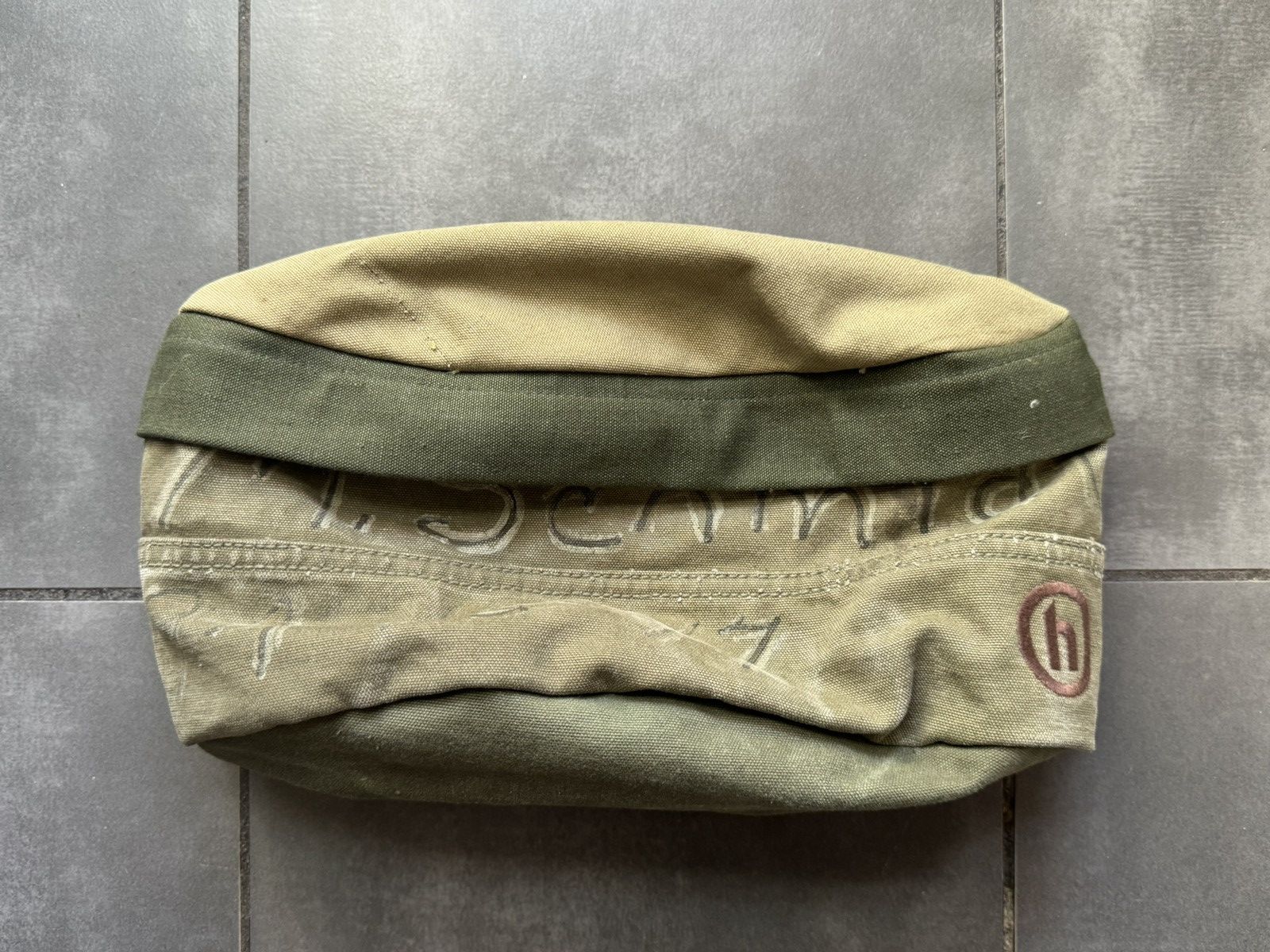 HIDDEN × Vintage Hidden Gems Upcycled Shotta Bag Size ONE SIZE - 1 Thumbnail