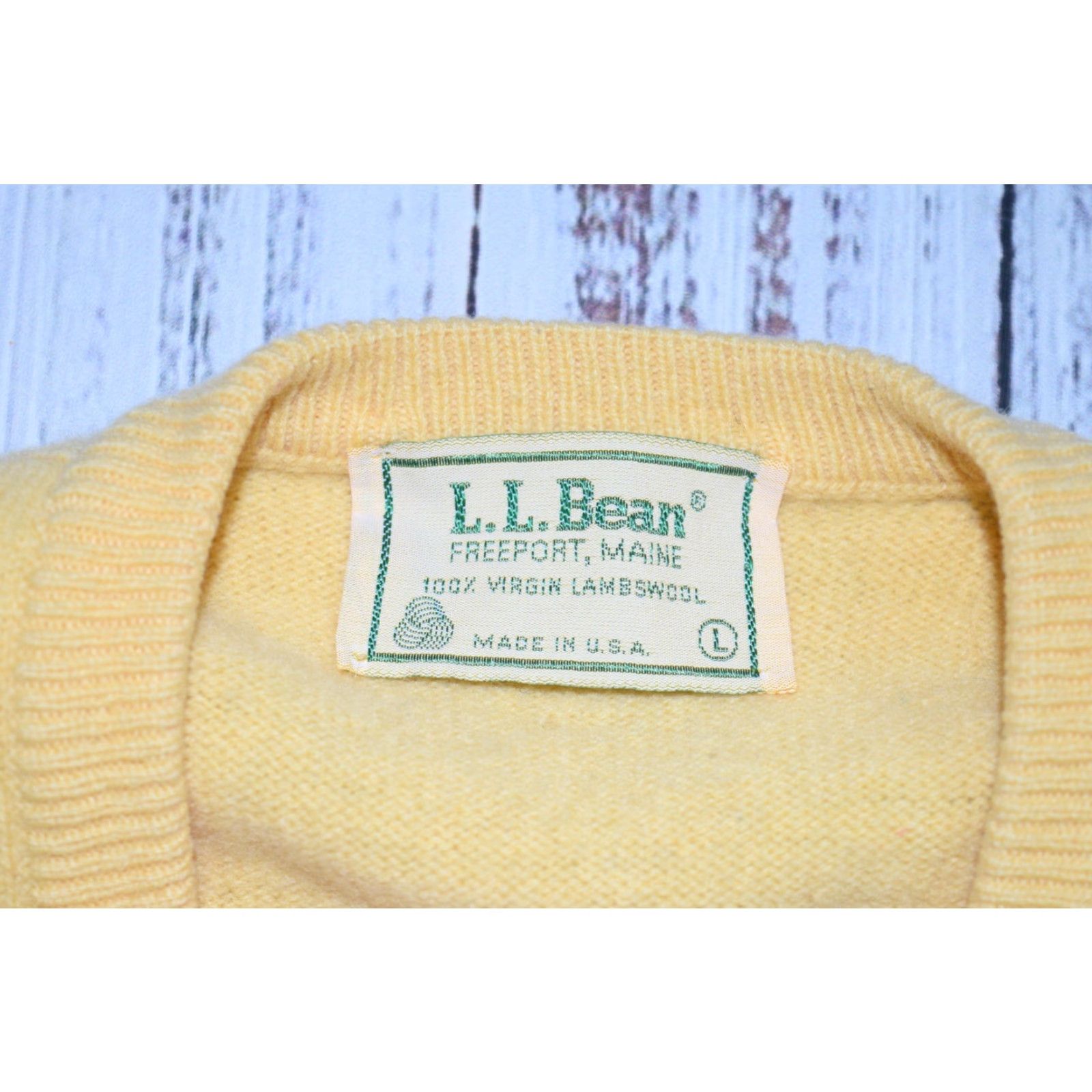Vintage VINTAGE L.L. BEAN MENS LARGE YELLOW VIRGIN LAMBSWOOL V-NECK SLEEveless SWEATER VEST USA MADE Size US L / EU 52-54 / 3 - 3 Thumbnail