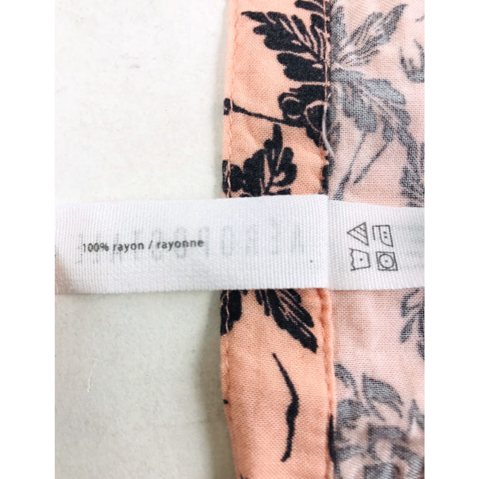 Aeropostale AeroPostale Skirt Women's Size S Peach Pineapple Print Button Front A-Line Short Bohemian Modern Lined Size 28" / US 6 / IT 42 - 7 Thumbnail