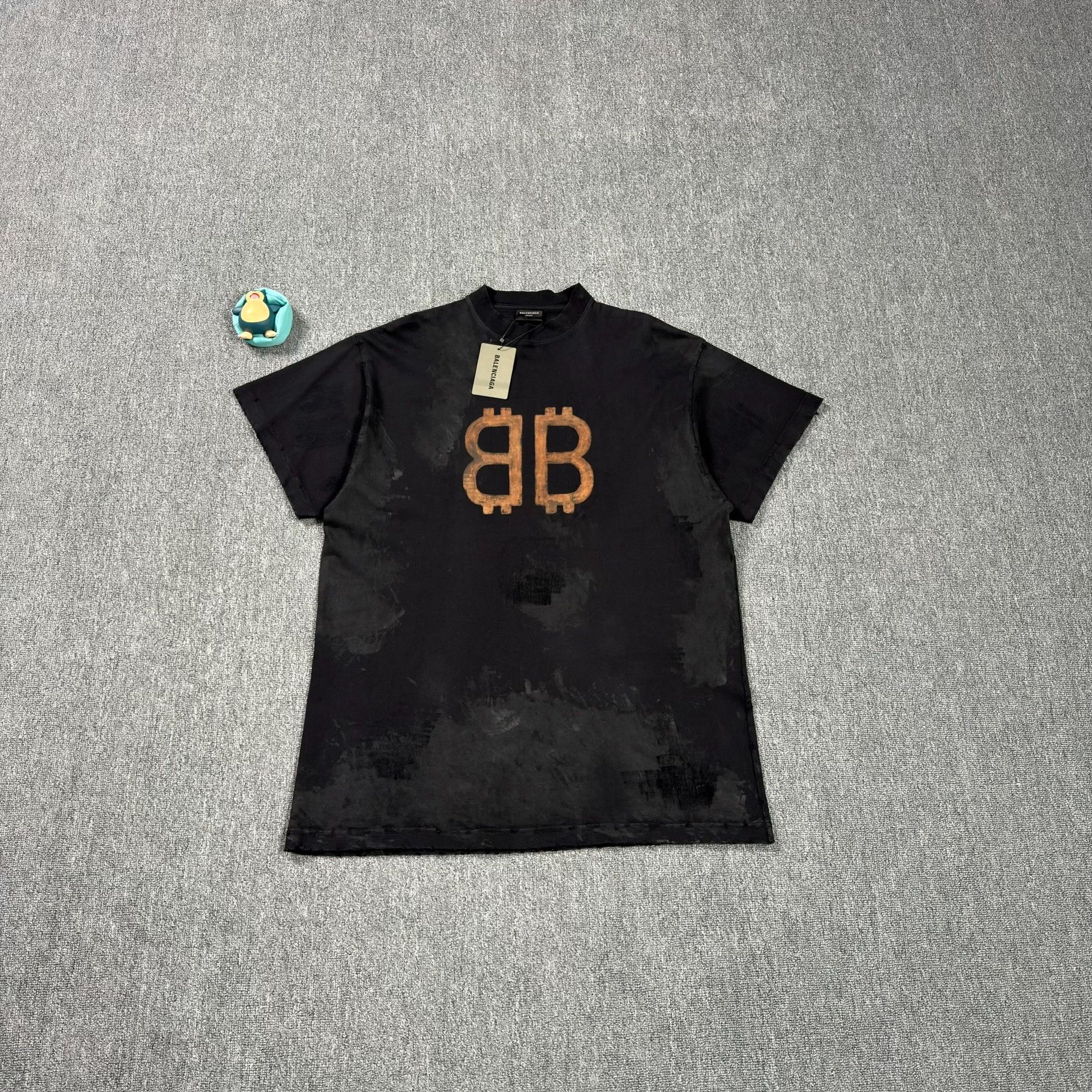 Balenciaga Balenciaga Bitcoin Graphic T-Shirt Size 1 Size US S / EU 44-46 / 1 - 1 Thumbnail