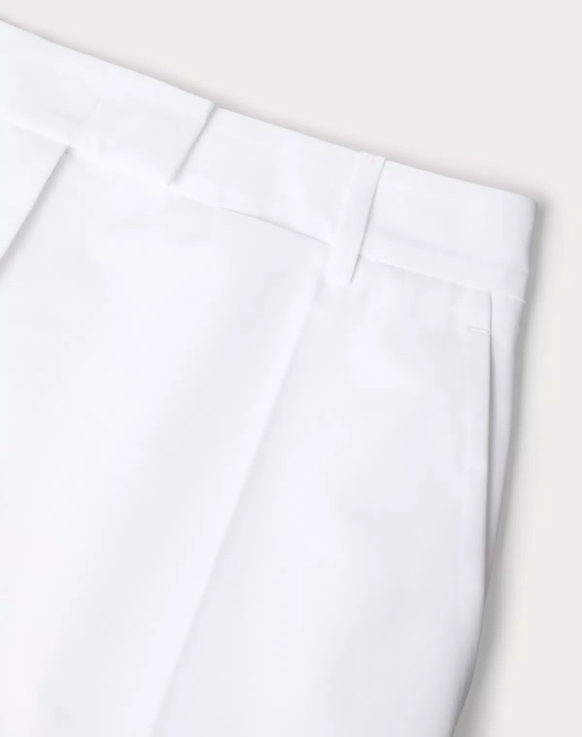 Valentino o1s1wg110525 Compact Popeline Shorts in White Size 30" / US 8 / IT 44 - 7 Thumbnail