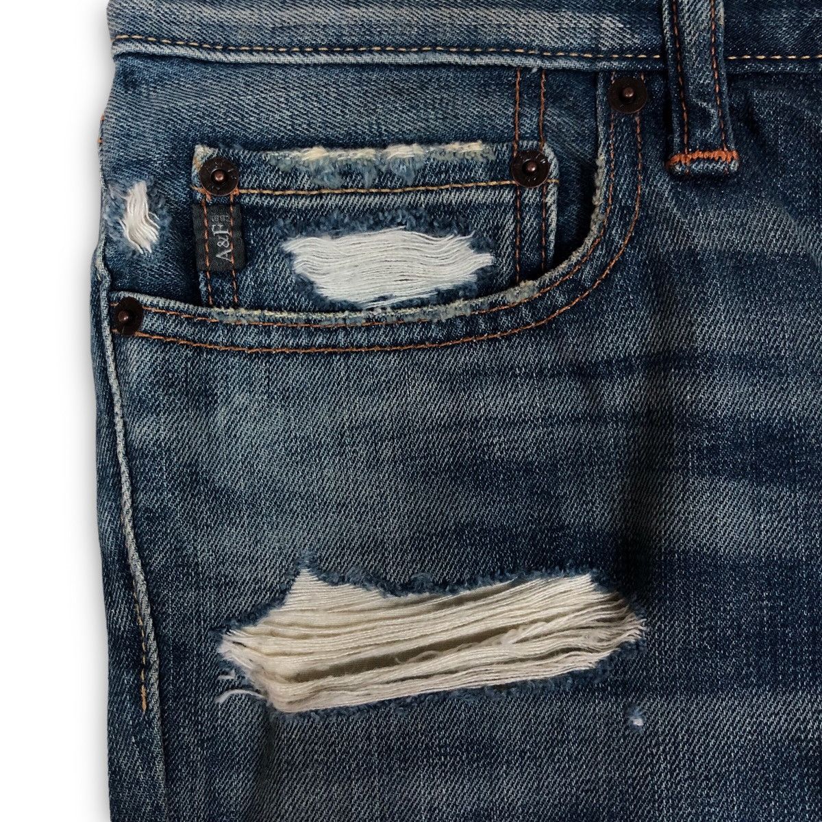 Abercrombie & Fitch Vintage Abercrombie and Fitch Distressed Womenswear Denim Size 33" - 3 Thumbnail