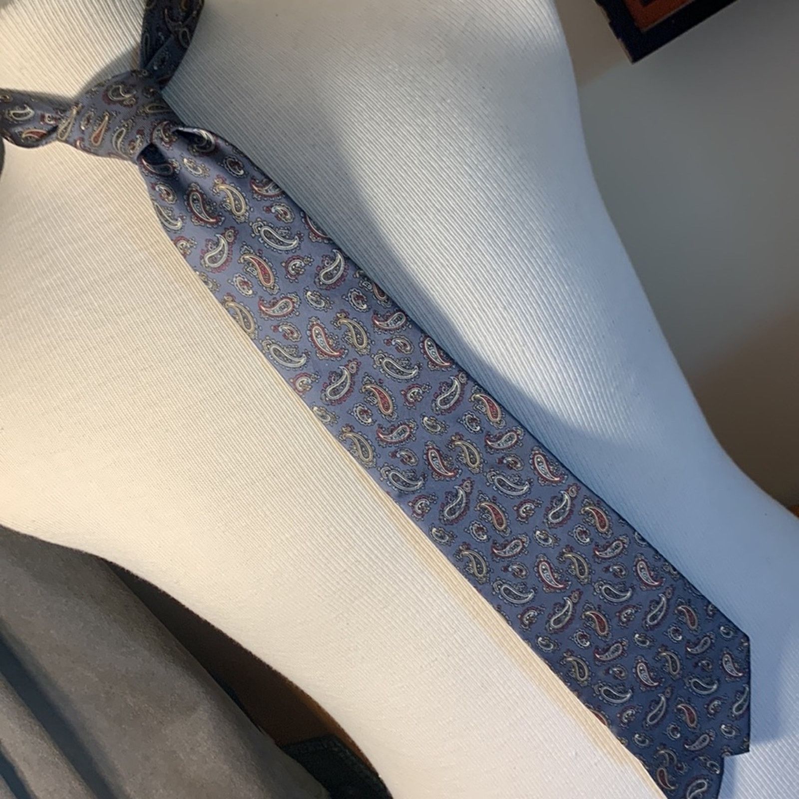 Dior CHRISTIAN DIOR 100% SILK PAISLEY NECKTIE Size ONE SIZE - 9 Thumbnail
