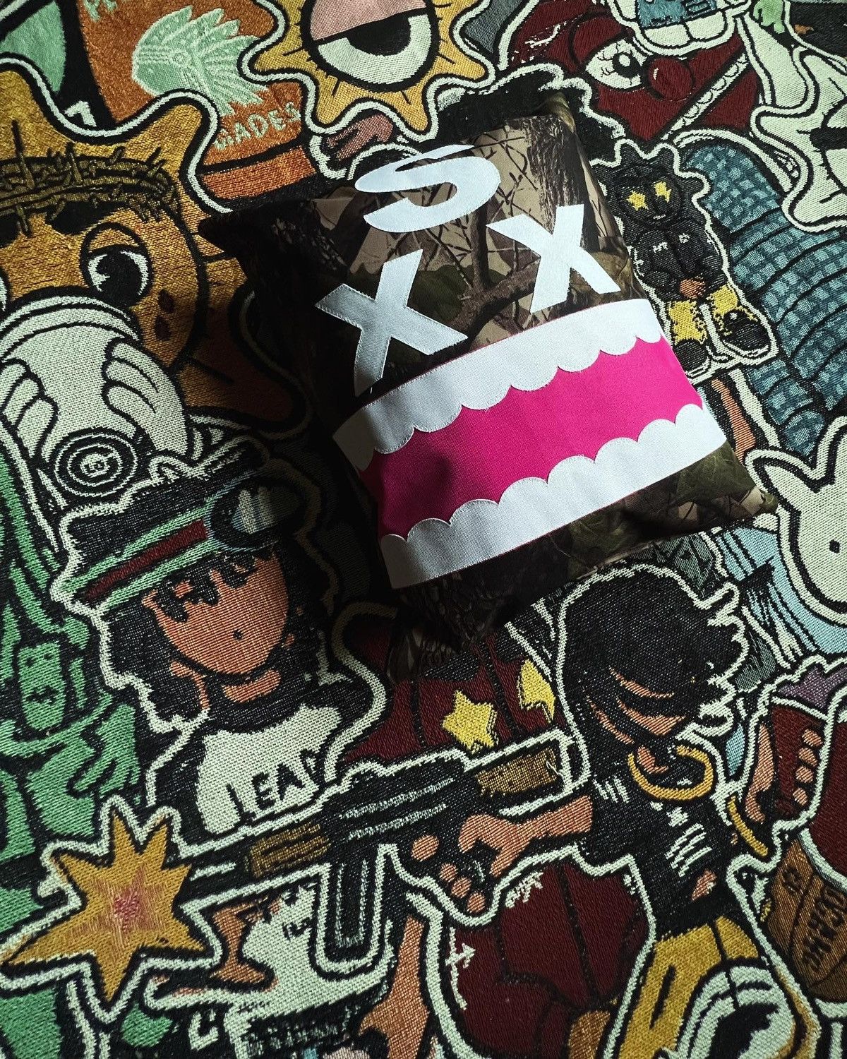 Japanese Brand × Sukamii 🪵Sukamii Camo Chomper Pillow🪵1/1 Size ONE SIZE - 1 Thumbnail