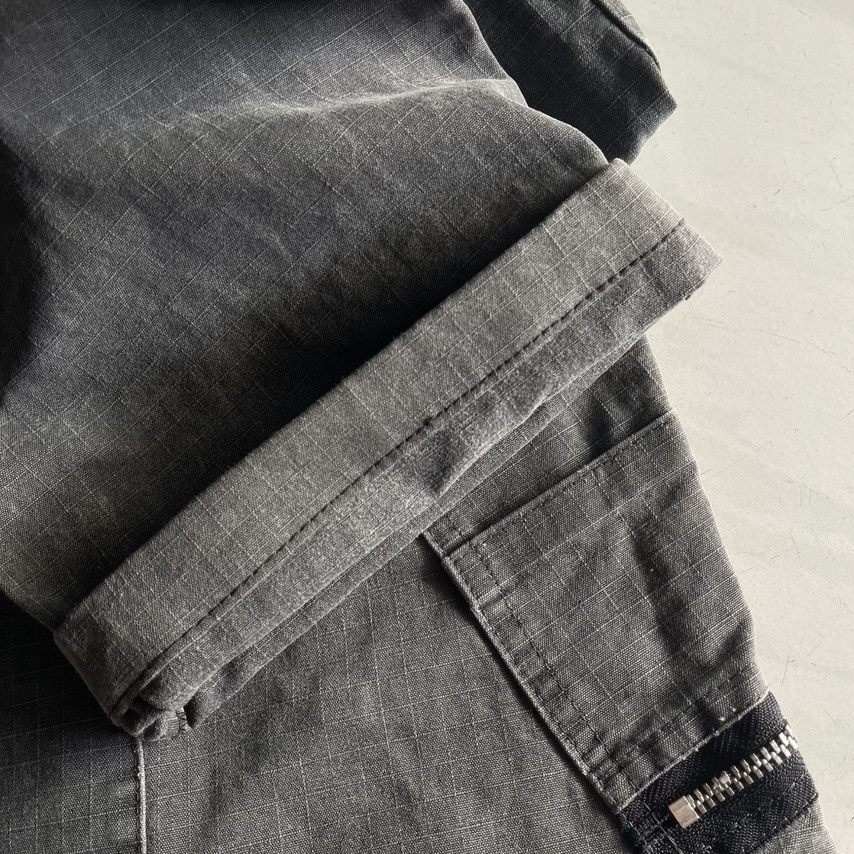 Undercover Undercover Zip Cargo Pants Size US 33 - 17 Thumbnail