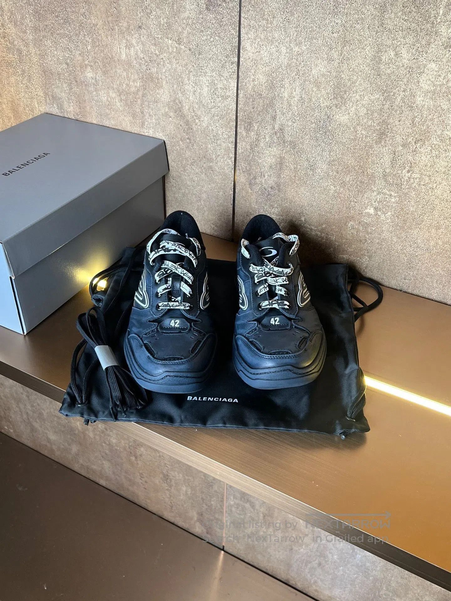 Balenciaga Balenciaga Black Hamptons Sneakers. Size US 9 / EU 42 - 2 Thumbnail