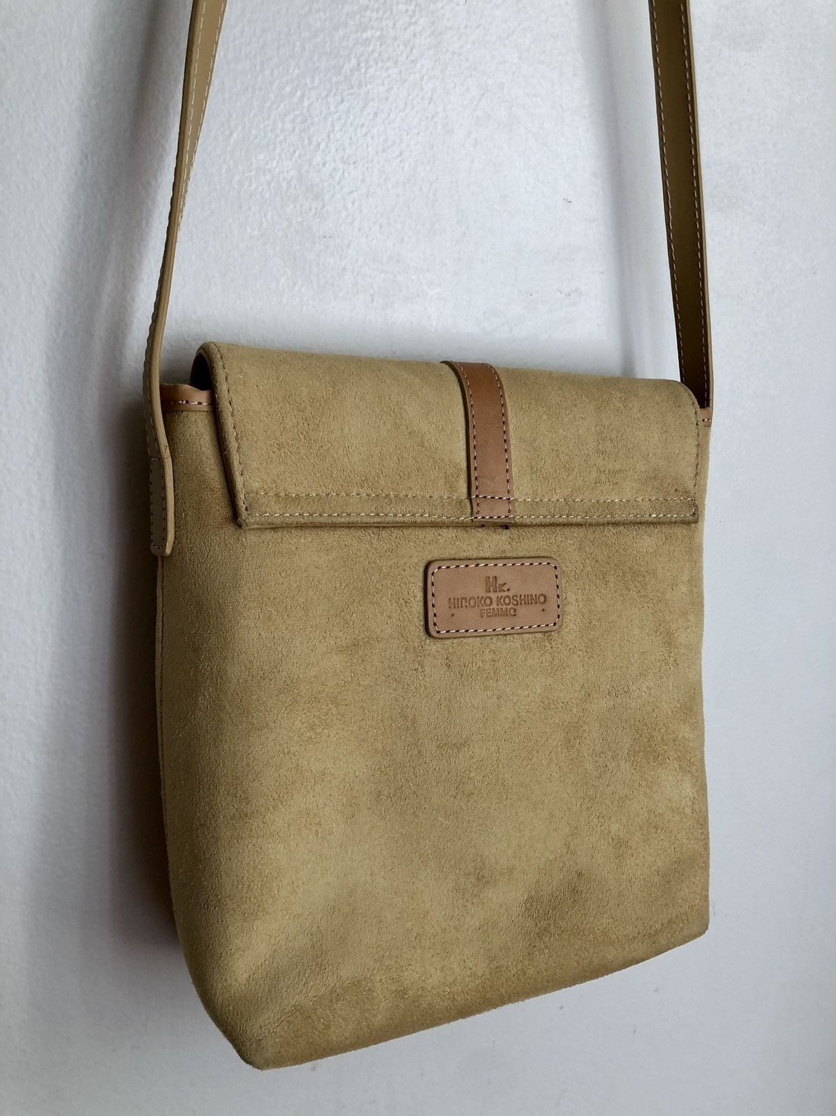 Hiroko Koshino Homme Hiroko Koshino Femme Vintage Suede Shoulder Bag Size ONE SIZE - 4 Thumbnail