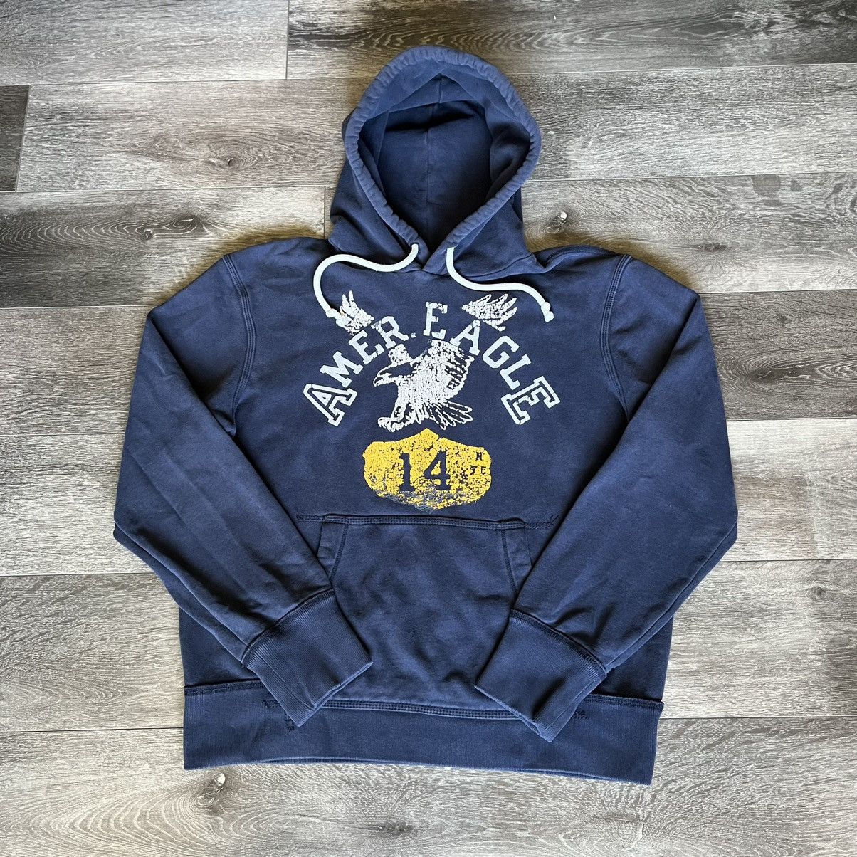 American Eagle Outfitters Vintage 2000s American Eagle Outfitters Varsity Logo Hoodie Size US M / EU 48-50 / 2 - 1 Thumbnail