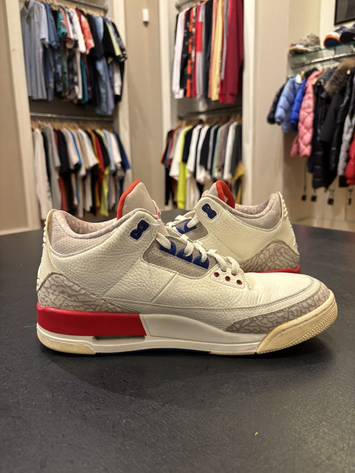 Jordan Brand Jordan 3 Retro ‘International Flight’ Size US 12 / EU 45 - 4 Thumbnail