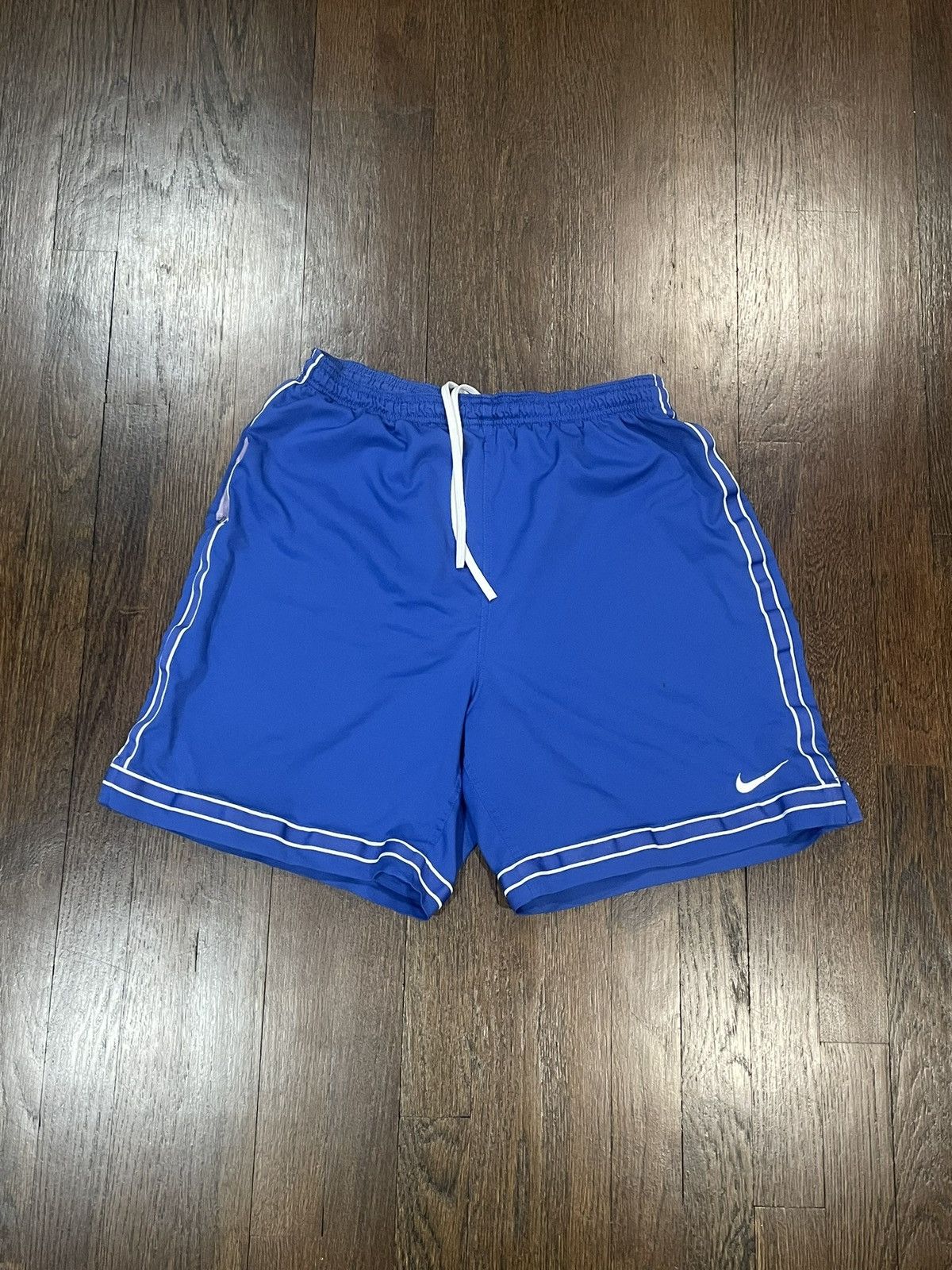Nike Blue and white Nike shorts Size US 34 / EU 50 - 1 Thumbnail