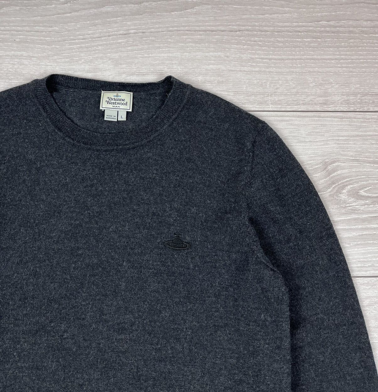 Vivienne Westwood Vivienne Westwood 100% Wool Grey Logo Sweater Size US L / EU 52-54 / 3 - 5 Thumbnail