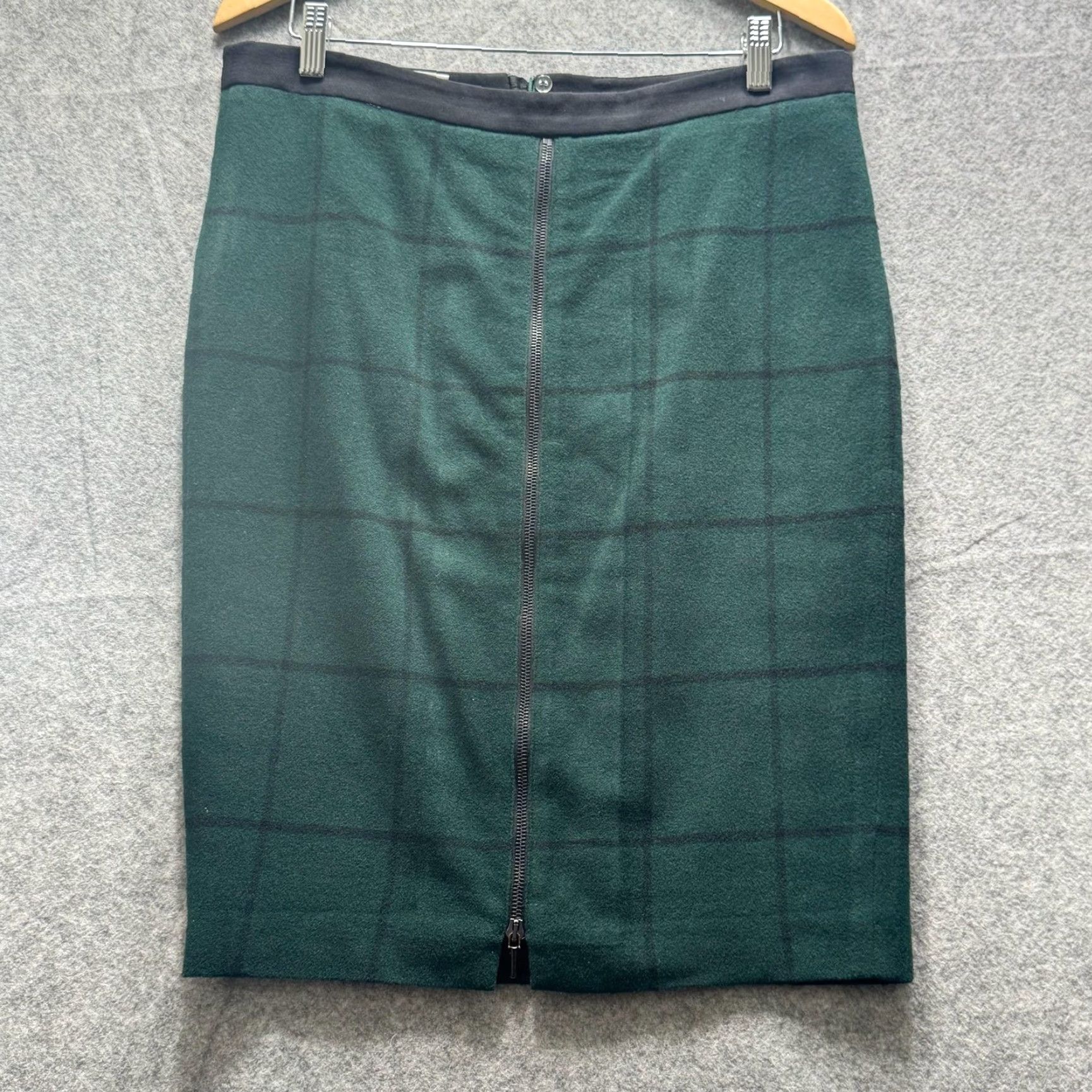 Vintage Akris Punto Skirt Womens 10 Green Check Wool Zip Front Pencil Knee Length Lined Size 32" / US 10 / IT 46 - 2 Thumbnail
