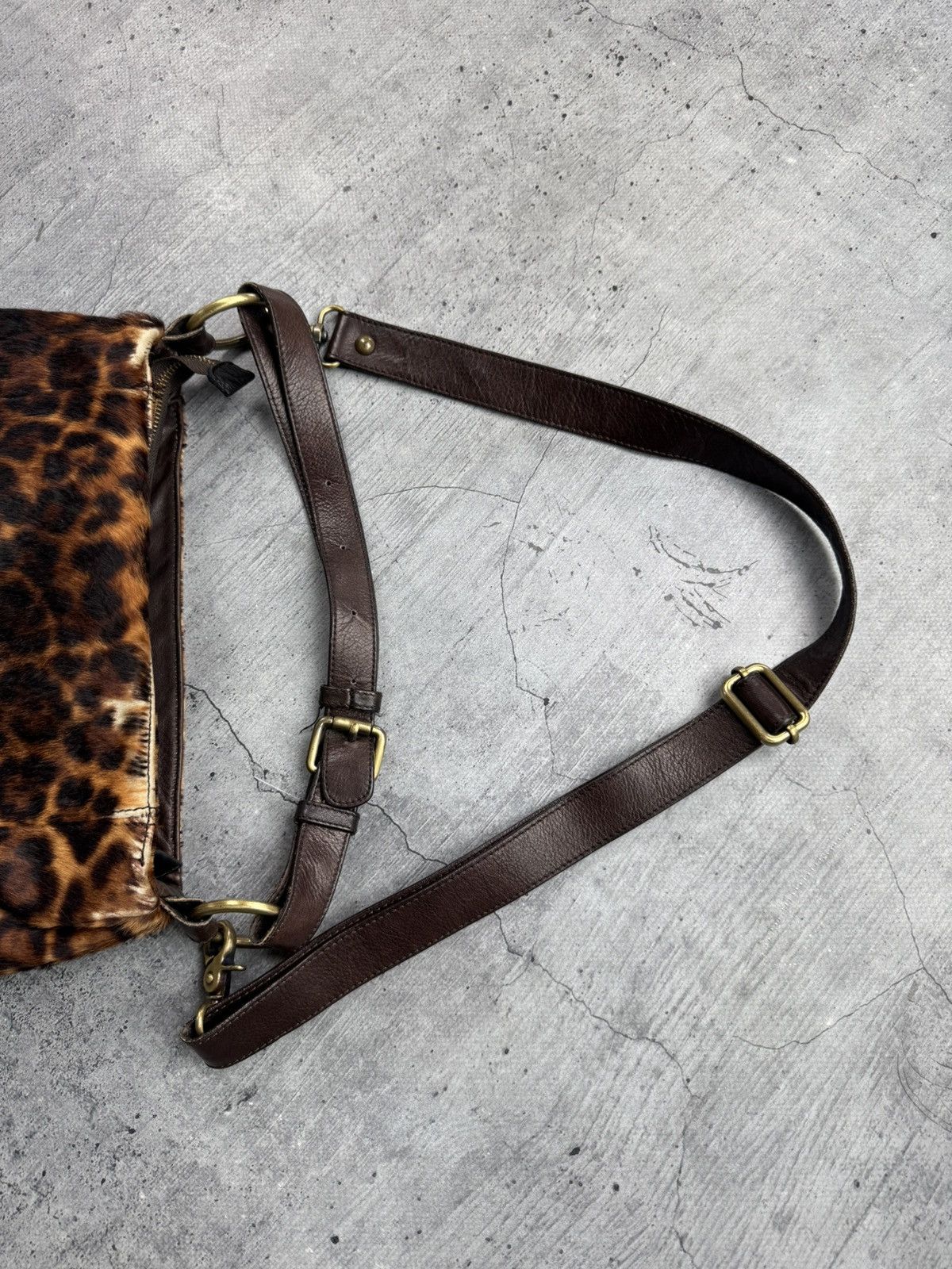 If Six Was Nine Y2K Japan Leopard Fur Leather Distressed Bag Size ONE SIZE - 5 Thumbnail