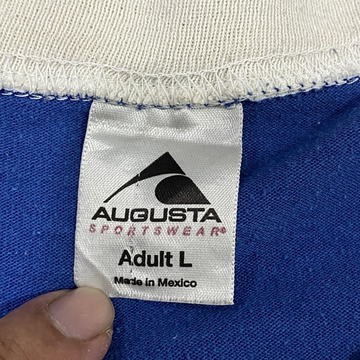 Augusta Sportswear Vintage bud light brand v neck Size US L / EU 52-54 / 3 - 3 Thumbnail