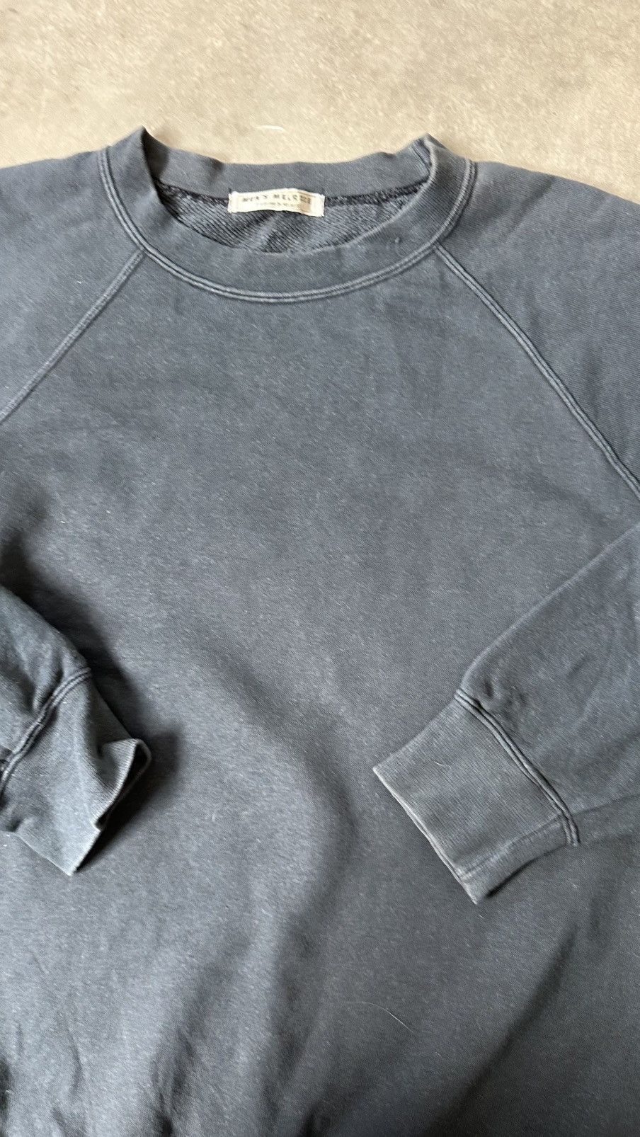 Vintage VINTAGE MEN'S MELROSE 1982 FADED SWEATSHIRT Size US M / EU 48-50 / 2 - 3 Thumbnail