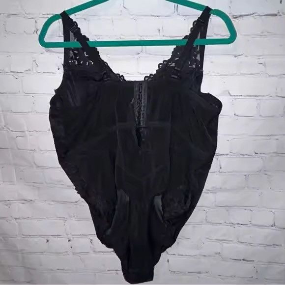 Other Lace Piece Bodysuit‎ size 3/42DDD Size ONE SIZE - 2 Thumbnail