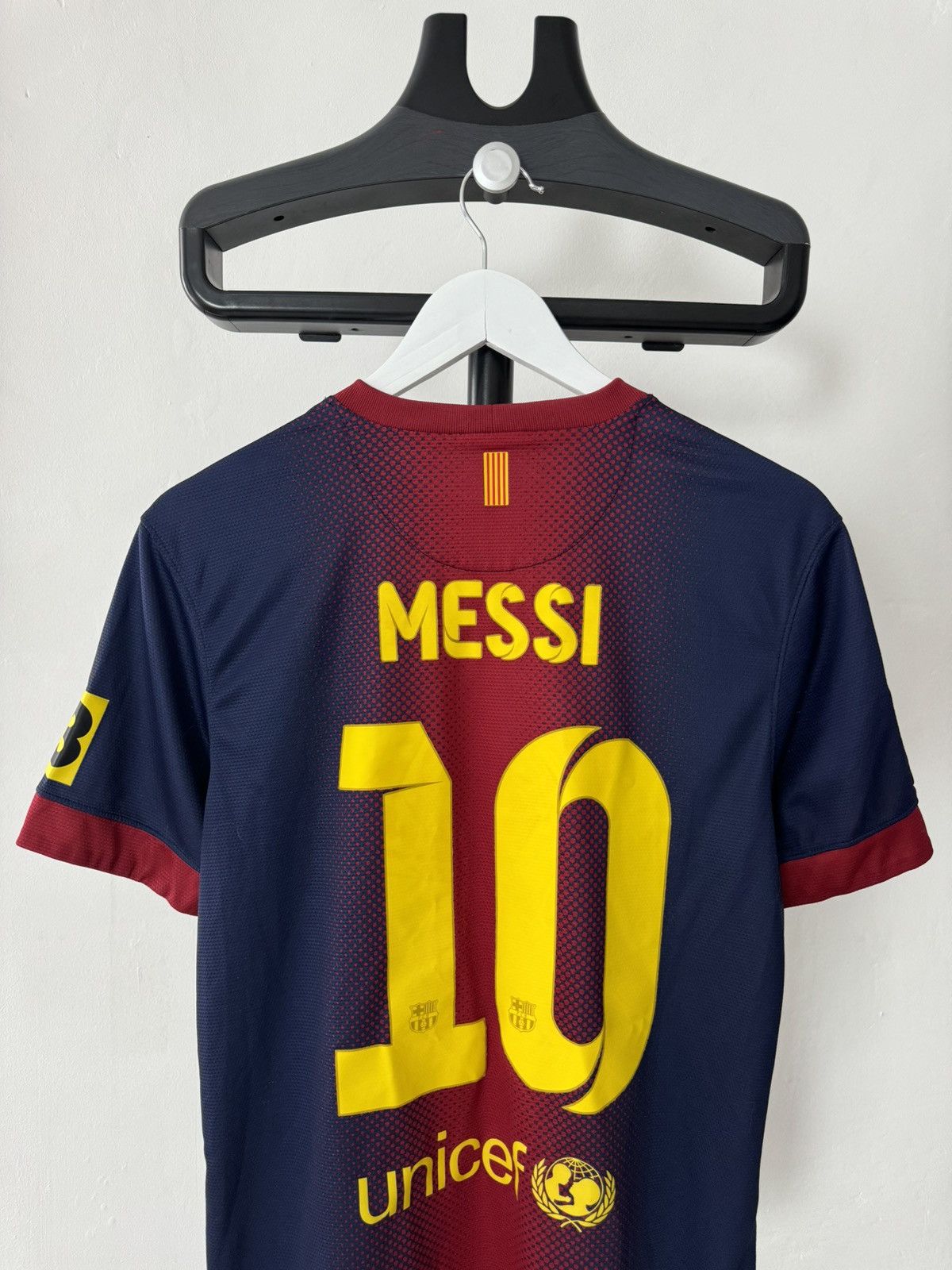 Nike Nike Barcelona 10 Messi 2012 2013 Home Jersey Size US S / EU 44-46 / 1 - 2 Thumbnail