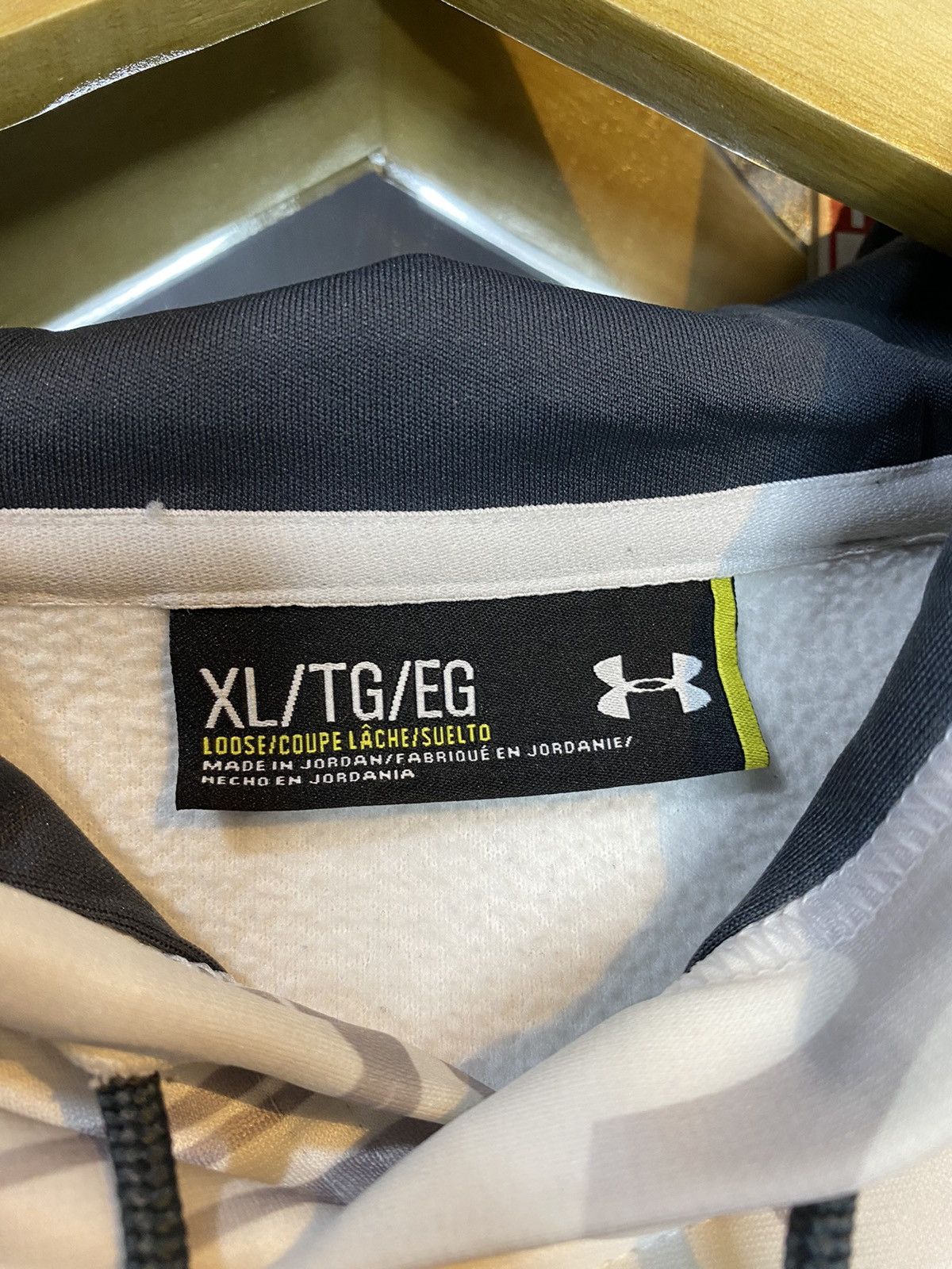 Under Armour × Vintage UNDER ARMOUR Cold Gear White & Gray Loose Camo StormX1 Size US XL / EU 56 / 4 - 2 Thumbnail