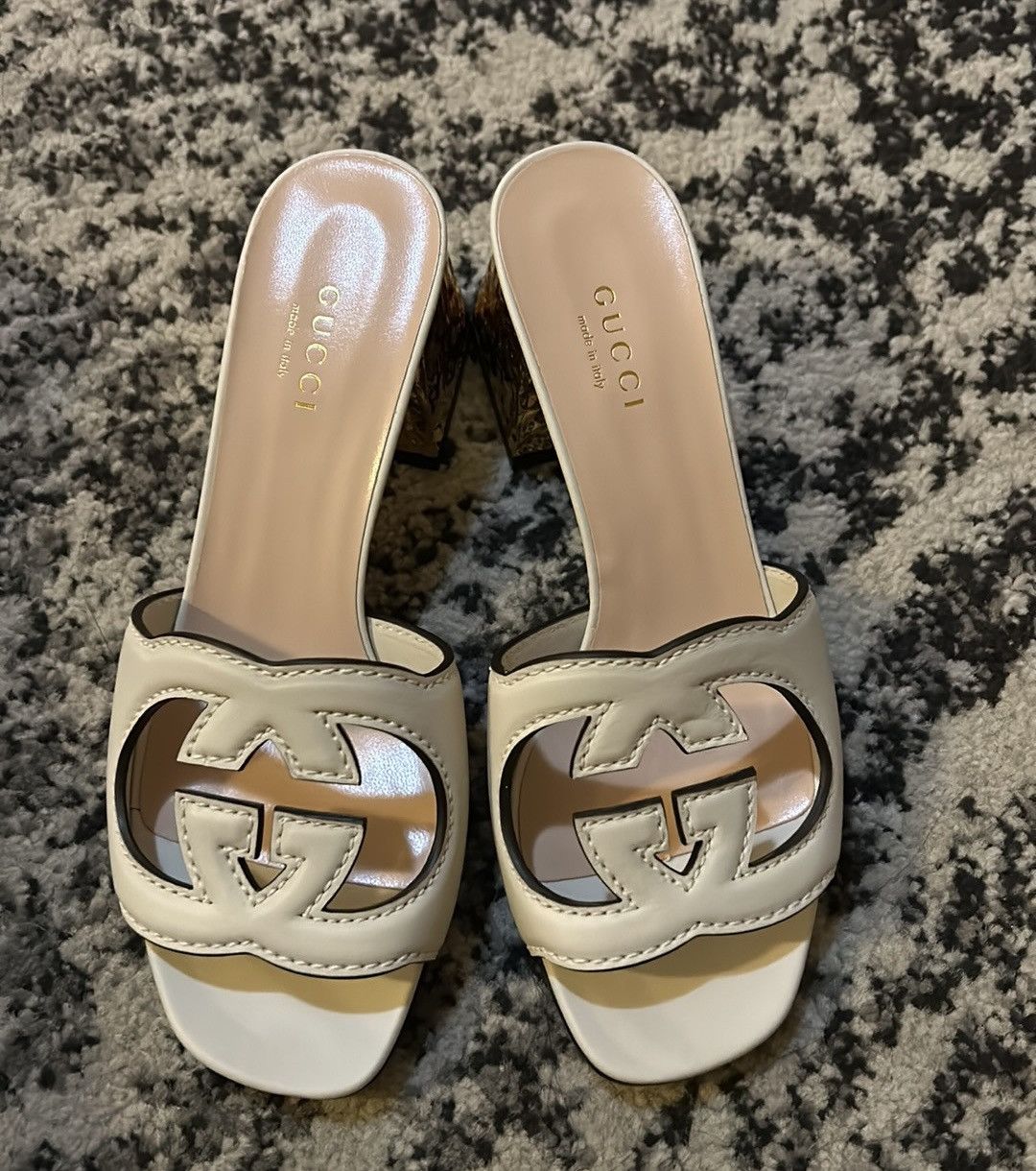 Gucci Gucci Women Interlocking G Cutout Sandal size 34.5 Size US 4.5 / IT 34.5 - 5 Thumbnail