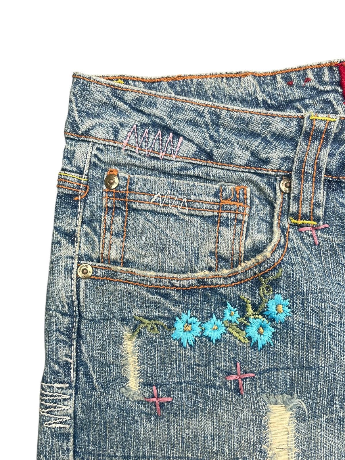 Designer × Request Jeans Request Flare Emboiderey Denim Size 36" / US 14 / IT 50 - 8 Thumbnail
