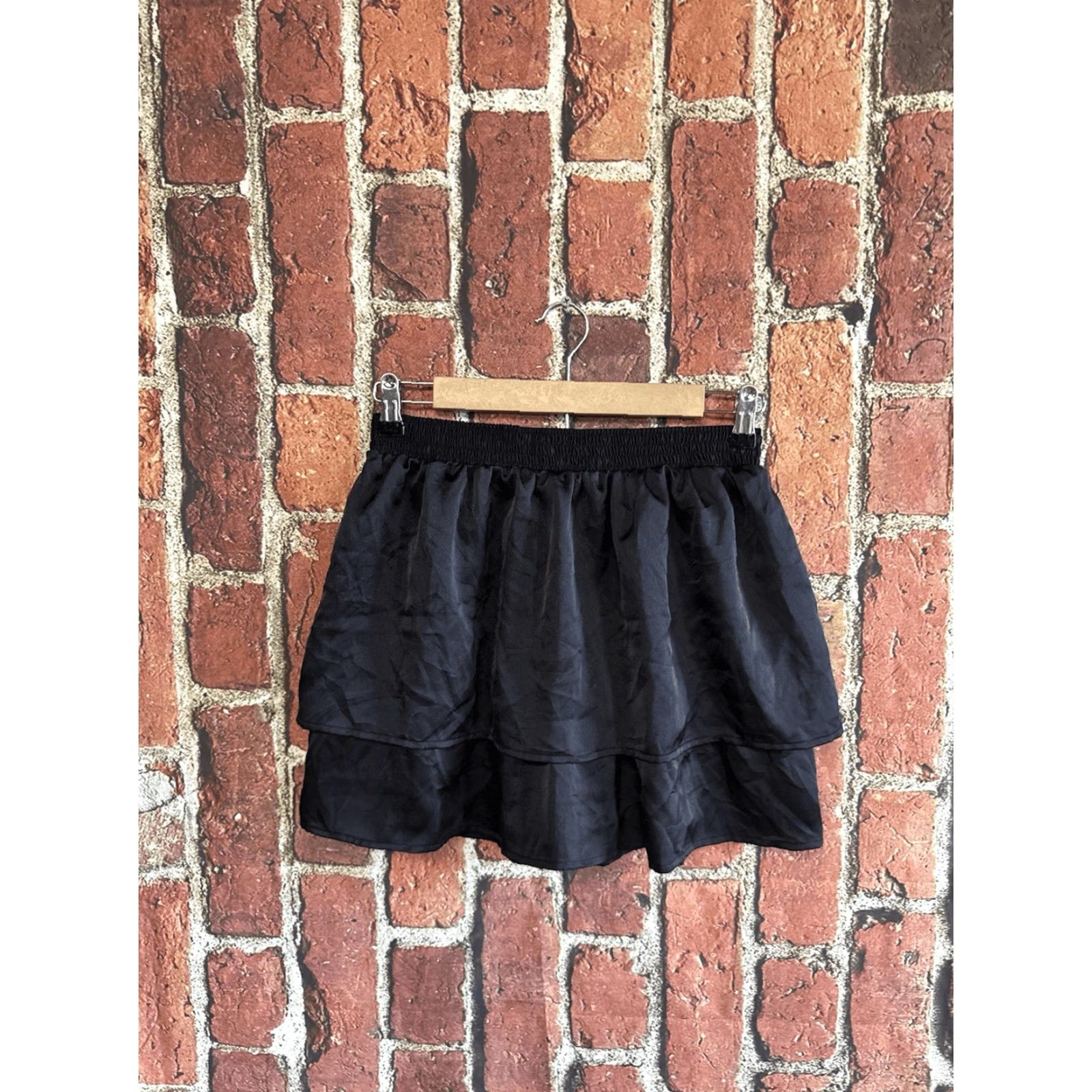 Abercrombie & Fitch Abercrombie & Fitch Womens Black Pull On Skirt S Lined Mini Short Black Pull On Skirt Womens Small Lined Abercrombie & Fitch Size 28" / US 6 / IT 42 - 2 Thumbnail