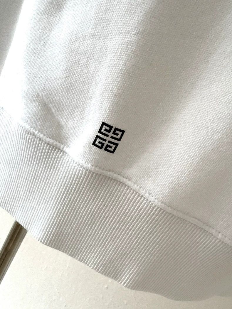 Givenchy Givenchy White Round Neck Letter Logo Hoodie Size US M / EU 48-50 / 2 - 4 Thumbnail