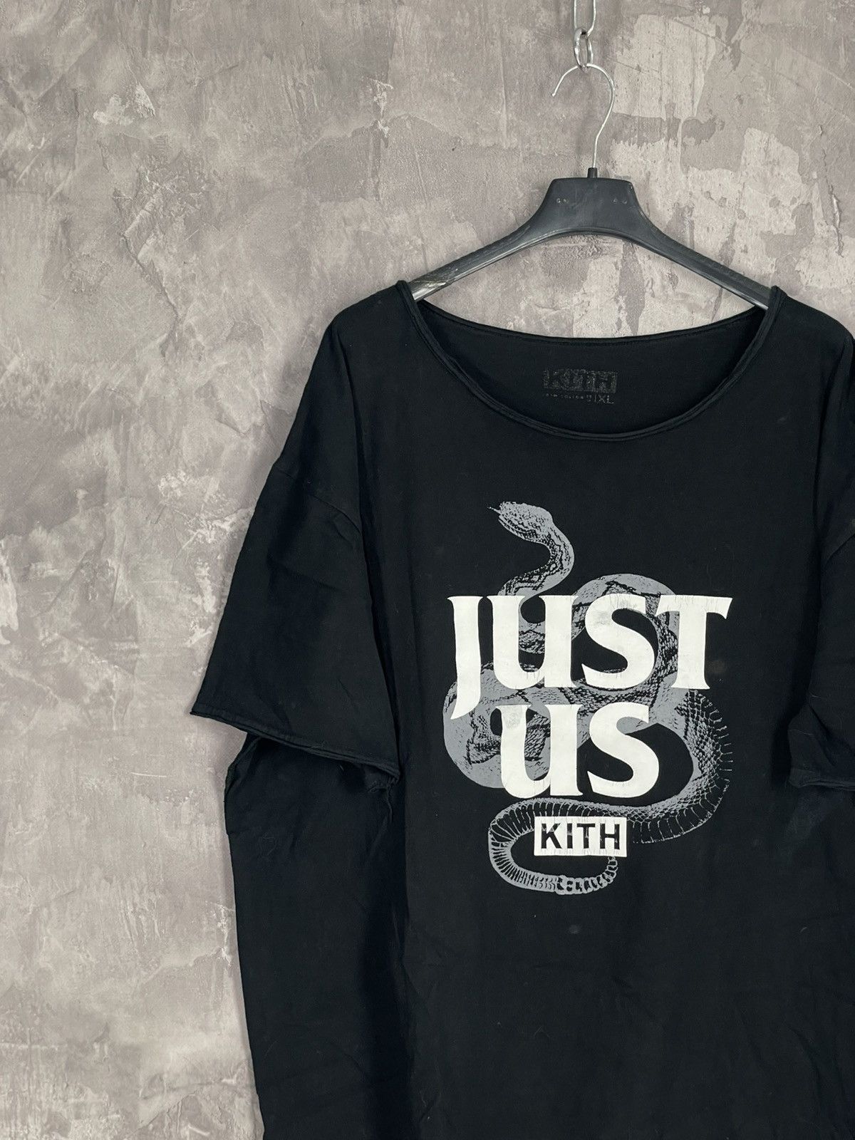 Vintage KITH Just Us Graphic T-Shirt Men’s Medium Size US XL / EU 56 / 4 - 3 Thumbnail